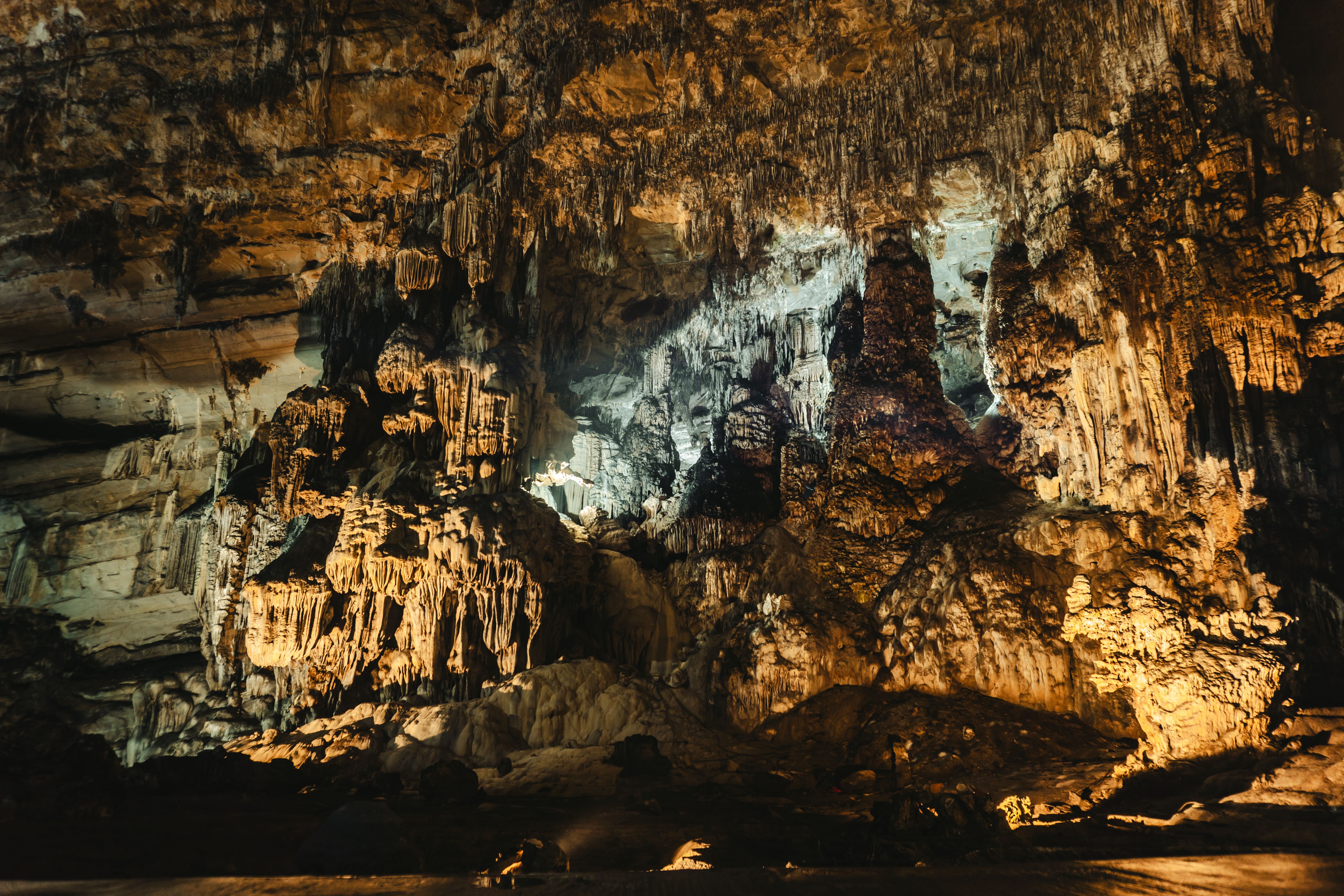 Grutas da Moeda