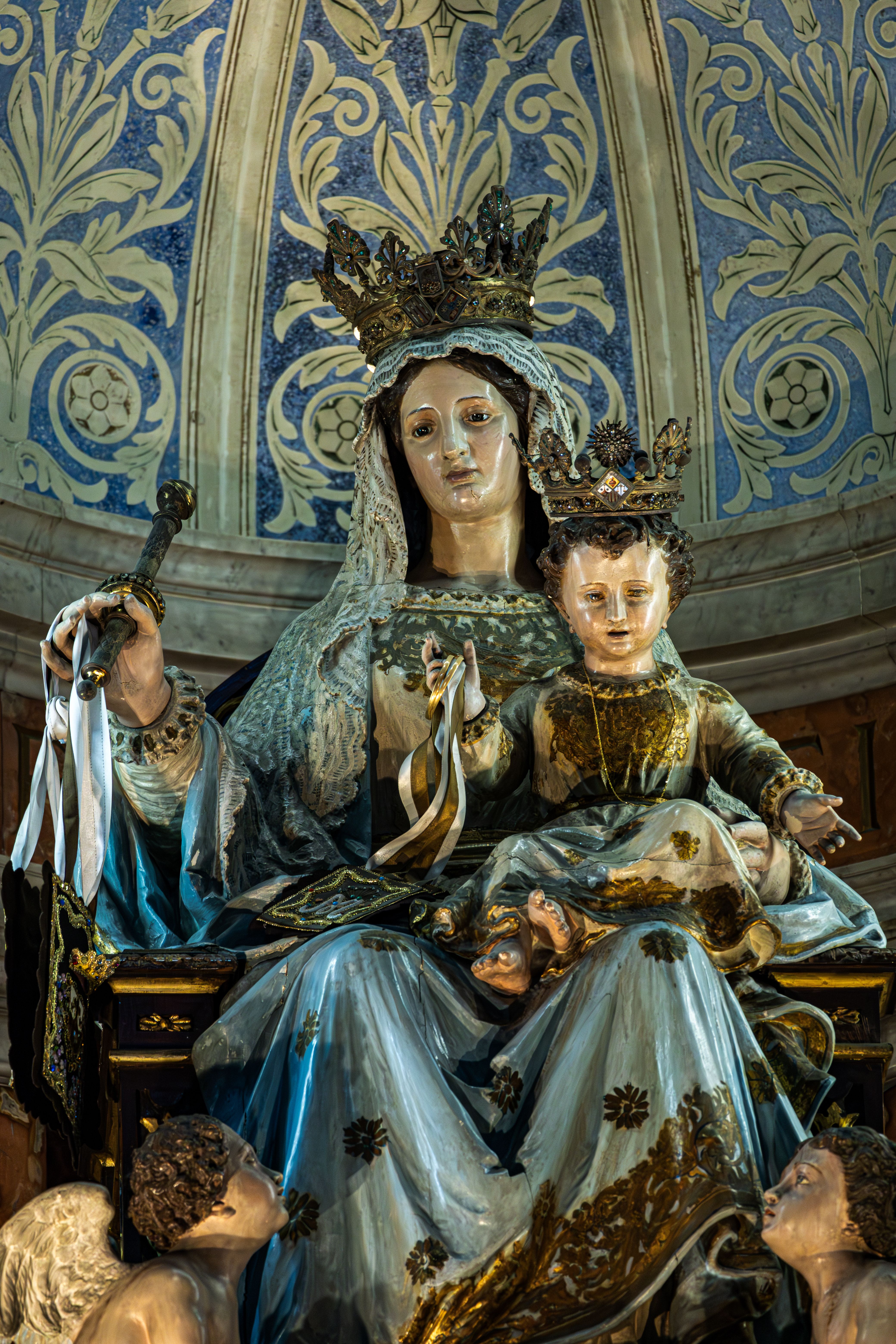 Ornate Religious Statue in Haifa Basilica · Free Stock Photo