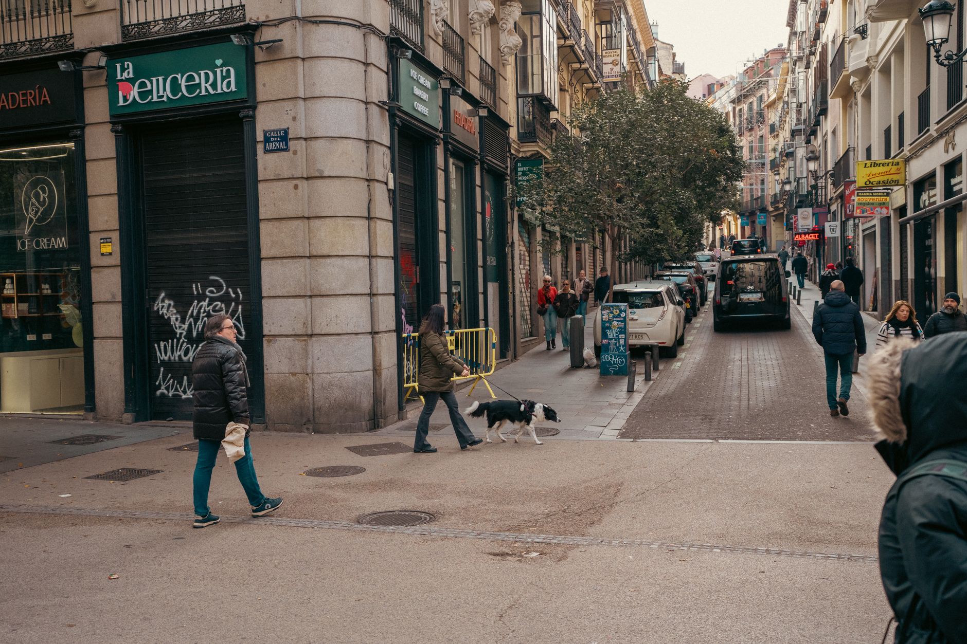 La Rambla Barcelona: Jalan Terkenal yang Wajib Dikunjungi di Spanyol