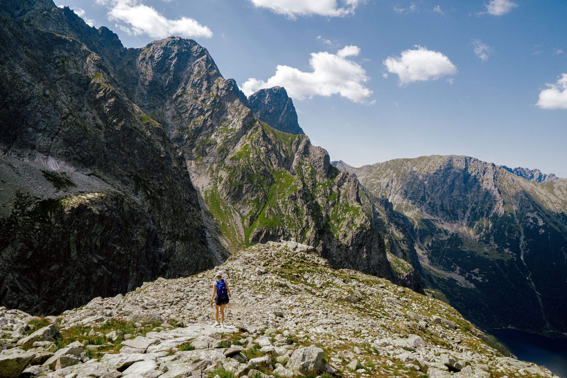Alpinism trekking — salvarea montană poate costa zeci de mii dolari