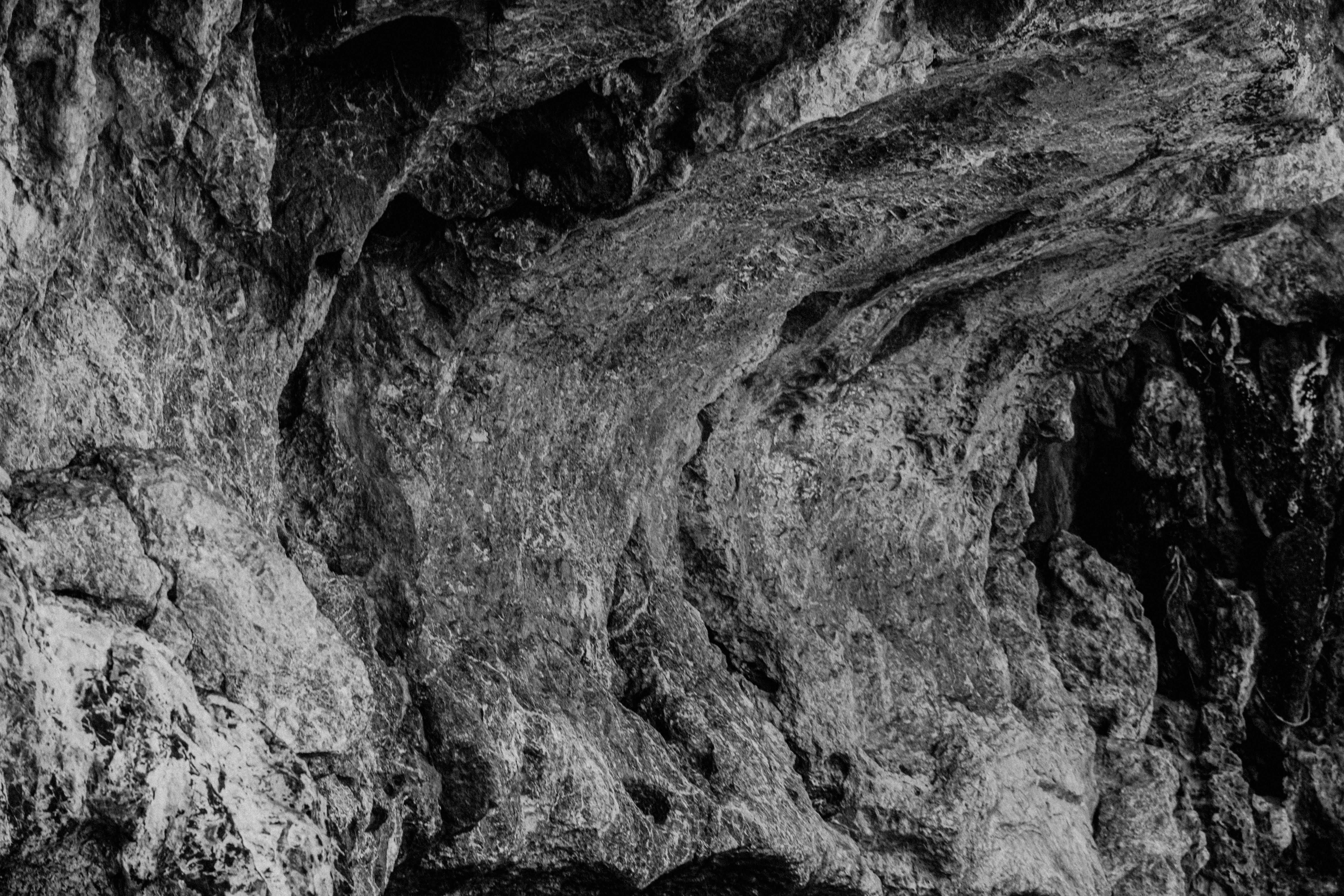 Raw textured walls evoking the cave atmosphere that defines Old Soul Maroochydore