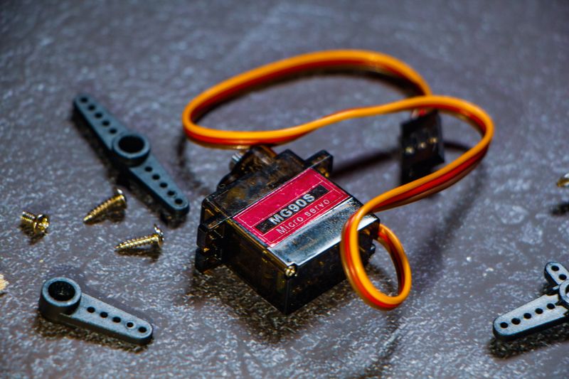 Micro motor with copper coil components