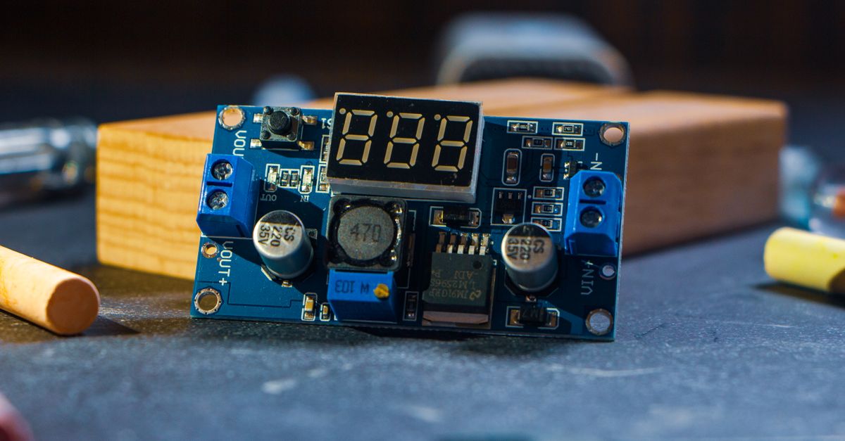 Nemme elektronik projekter: Sådan kommer du hurtigt i gang med elektronik projekter fra 1websolution.dk