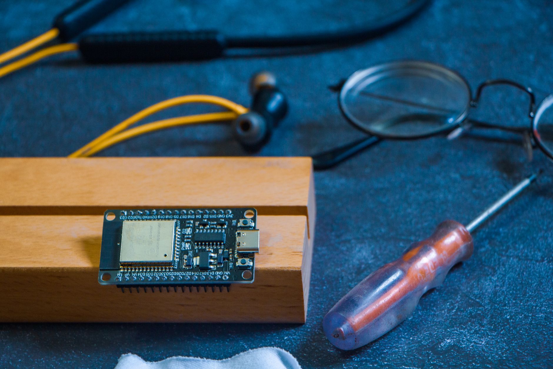 Programadores JTAG y SWD: ST-Link V2 vs J-Link