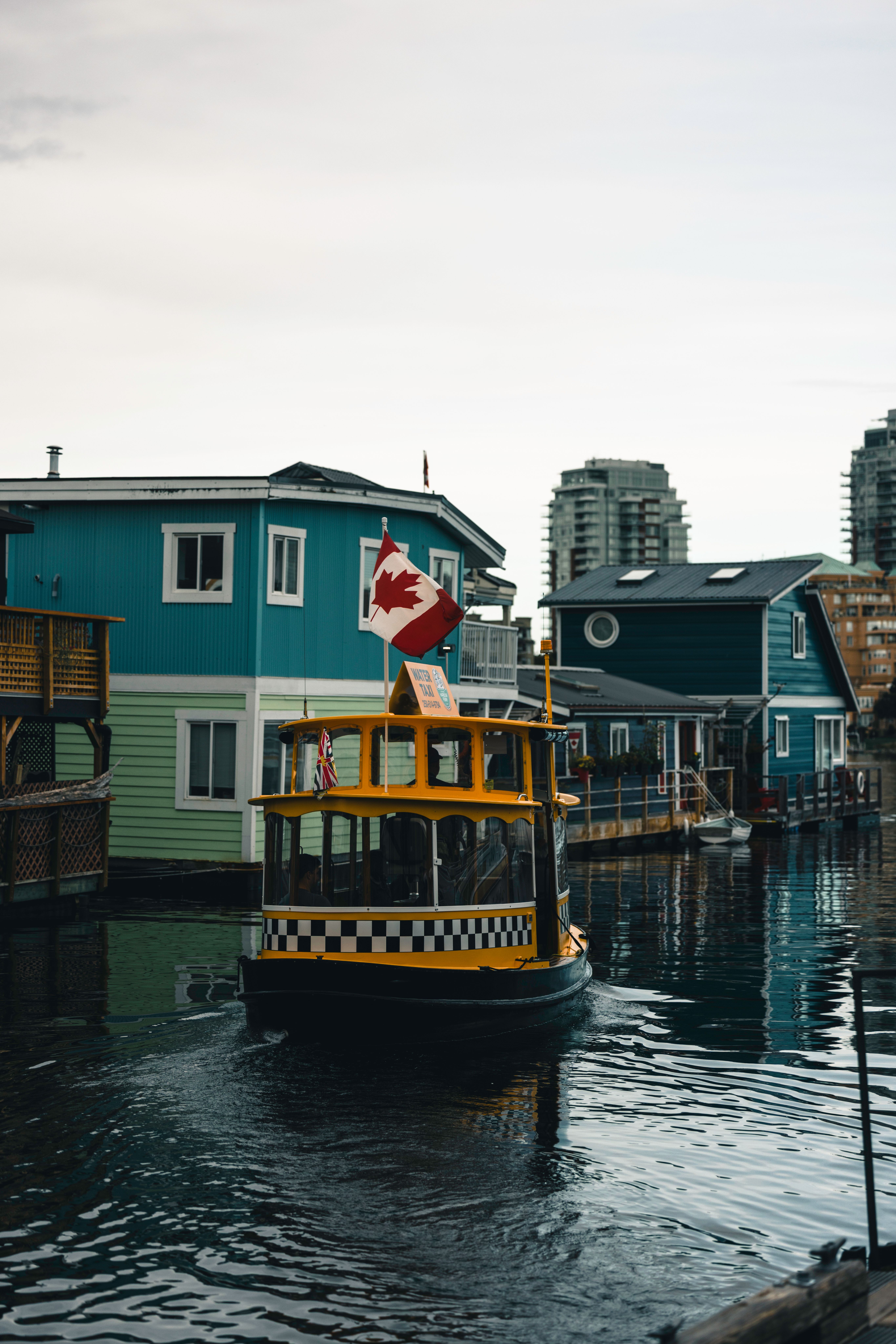 Scenic Waterfront View in Victoria, Canada · Free Stock Photo