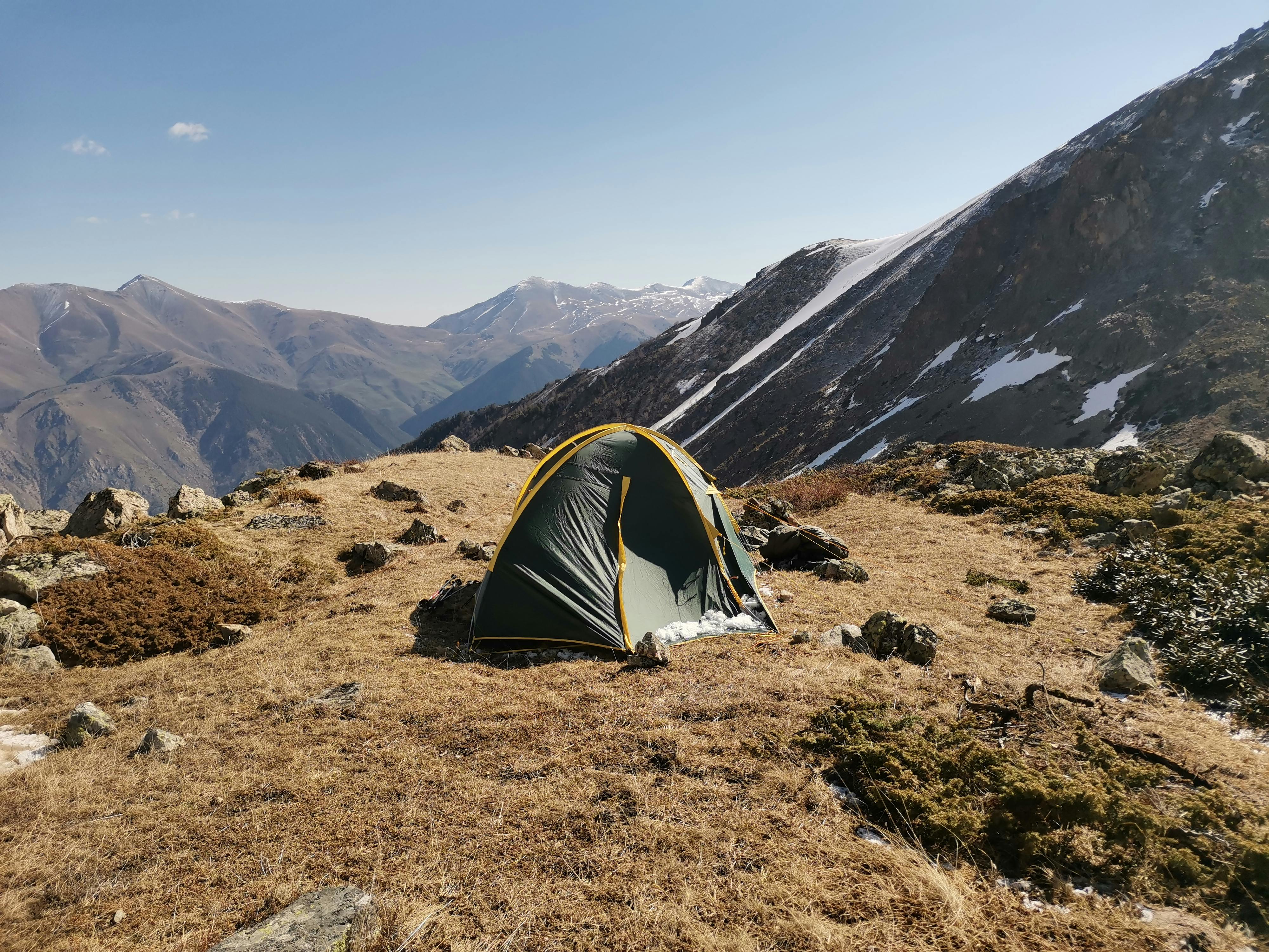 gear reviews outdoor — Photo by Victor  Litvin on Pexels