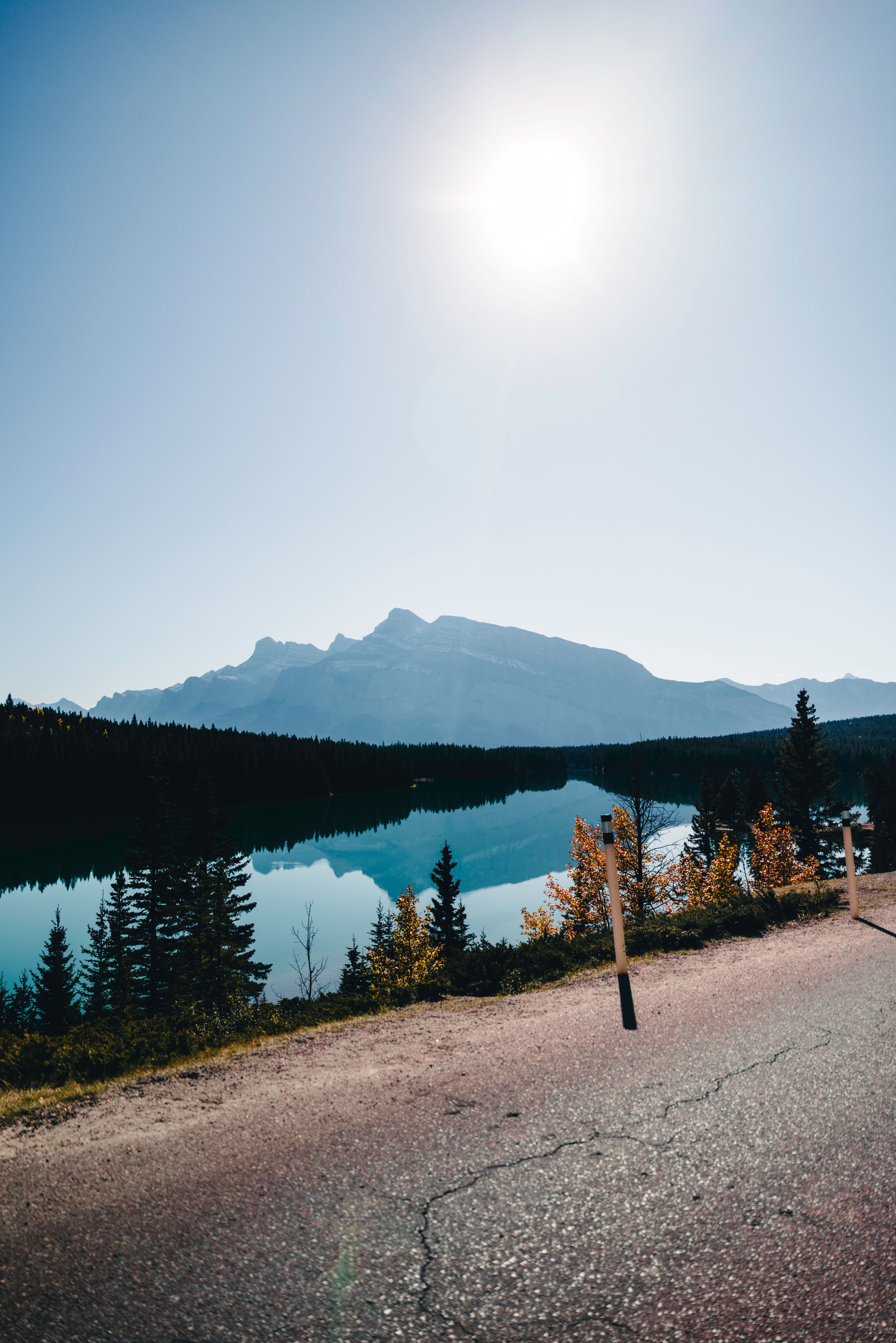 Scenic View of Lake and Mountains in Canada · Free Stock Photo
