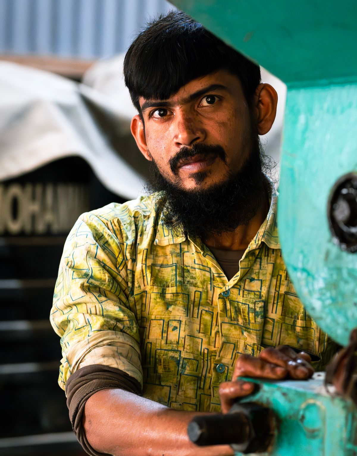Factory machine operator