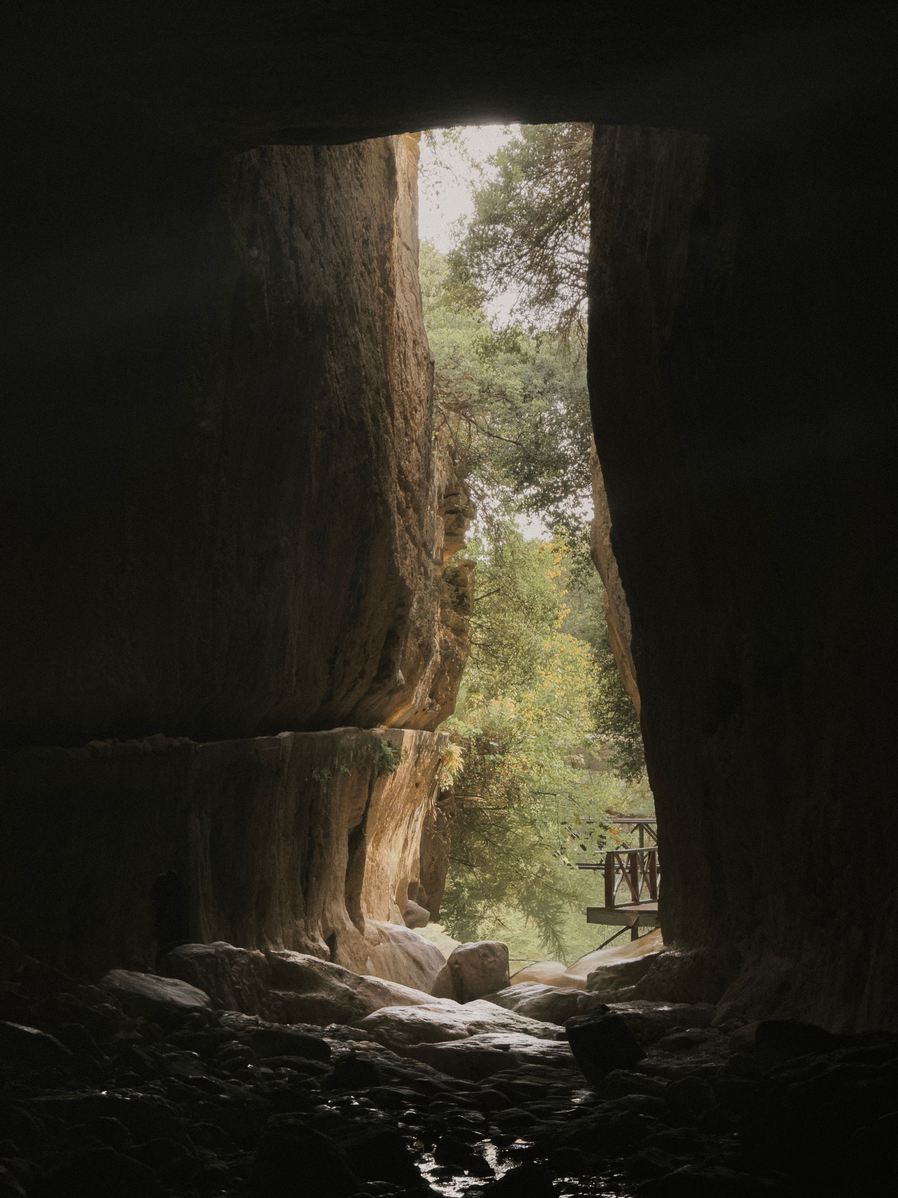 Family-friendly and challenging tours at Mammoth Cave National Park