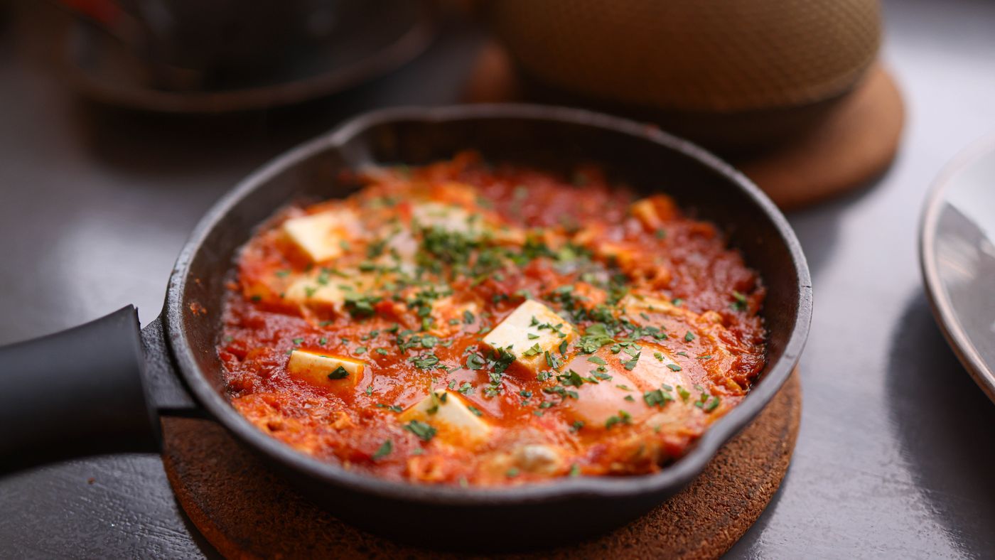 Cast Iron vs. Carbon Steel: 6 Months Cooking With Both