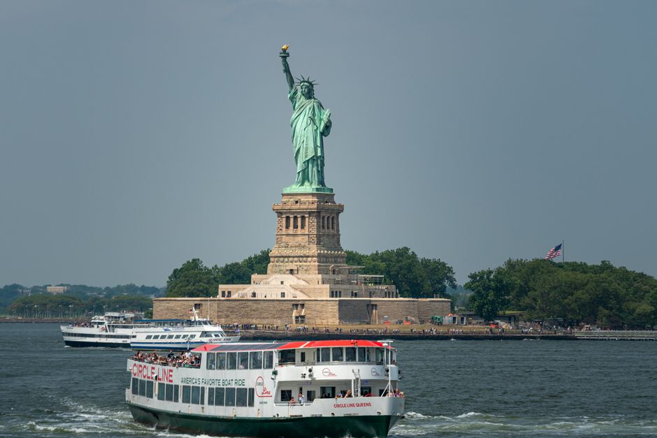 New York Water Taxi Hop-On-Hop-Off Pass