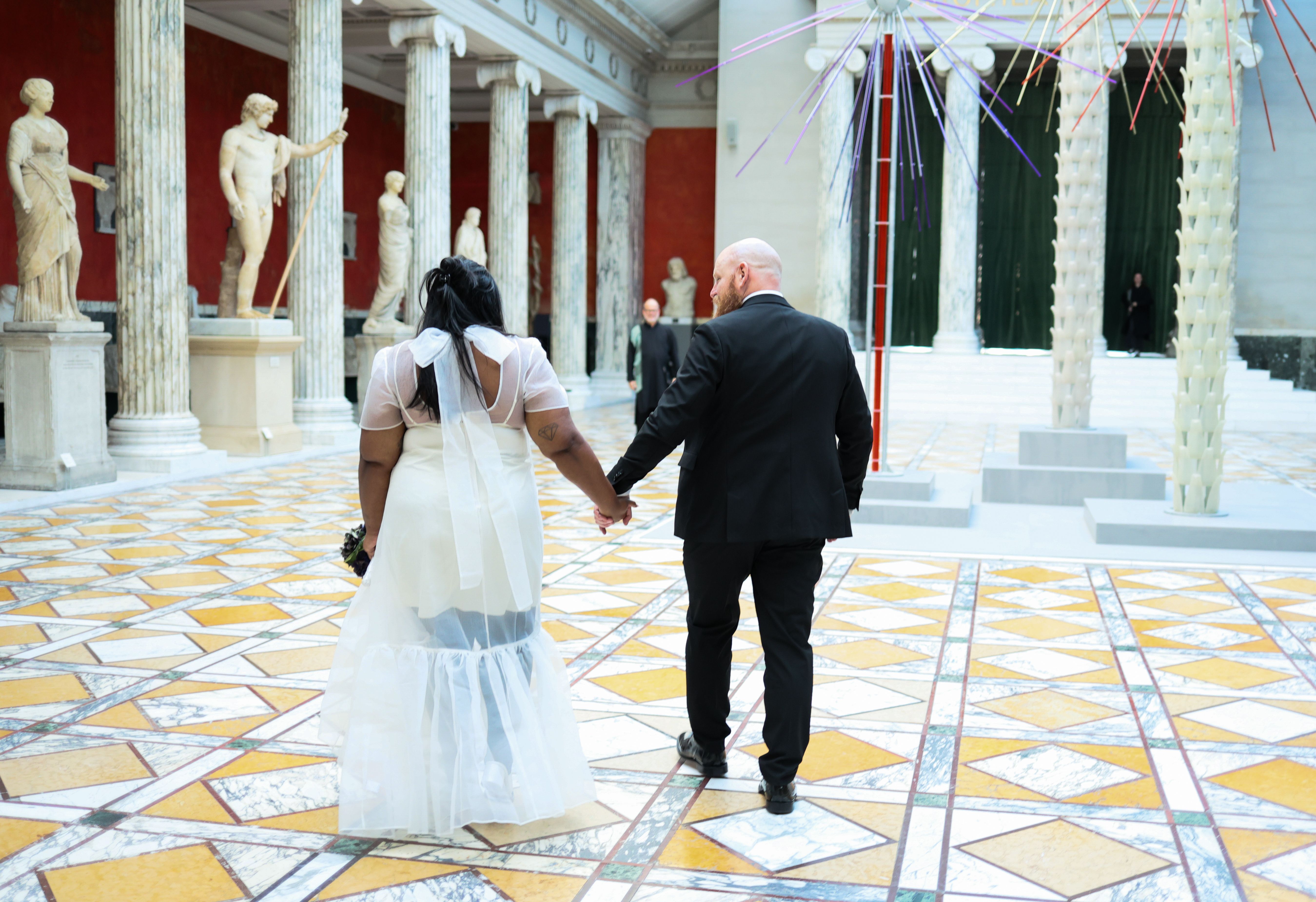Brands Briefing: Anthropologie's weddings business has become a powerful customer acquisition engine — Photo by Filip Rankovi