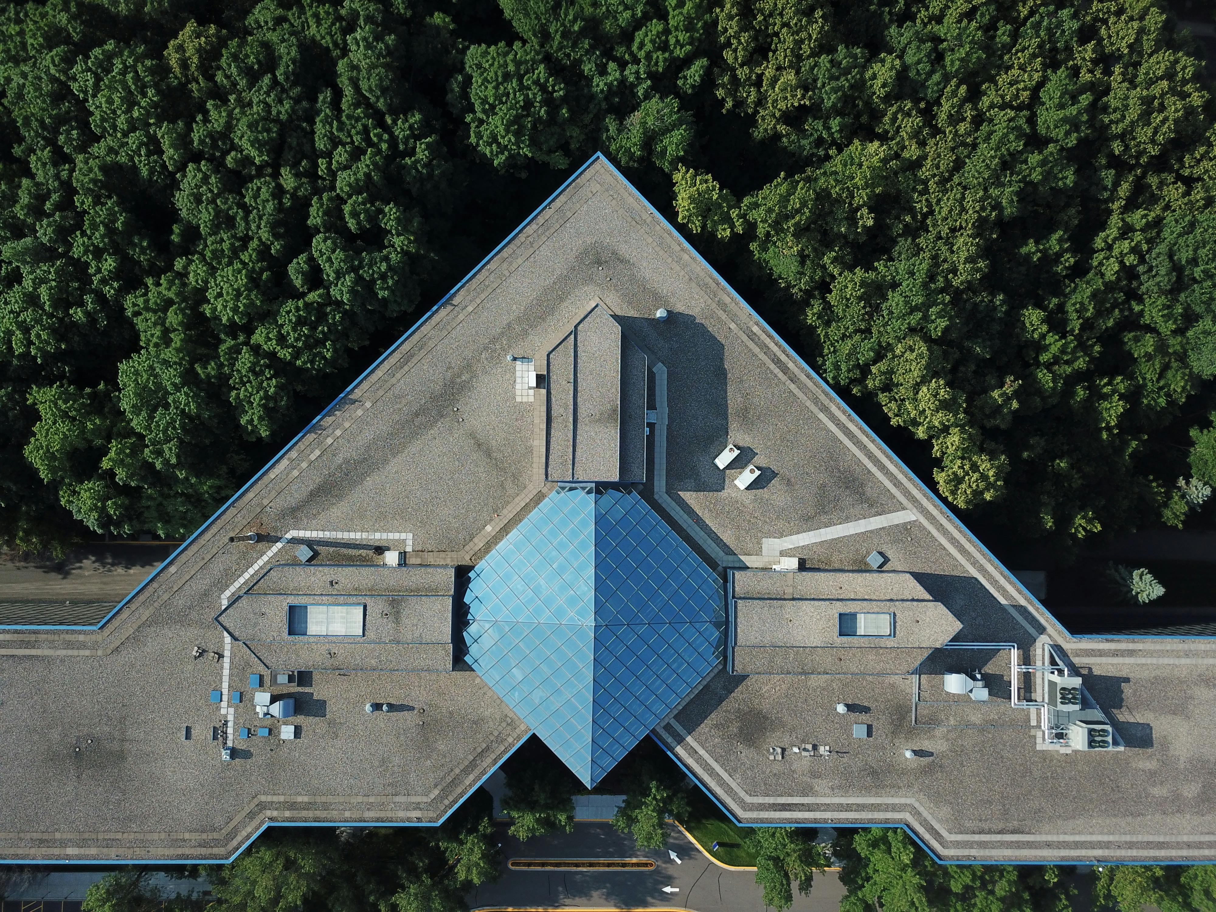 Ilmainen kuvapankkikuva tunnisteilla 90s, arkkitehtuuri, drooni Kuvapankkikuva