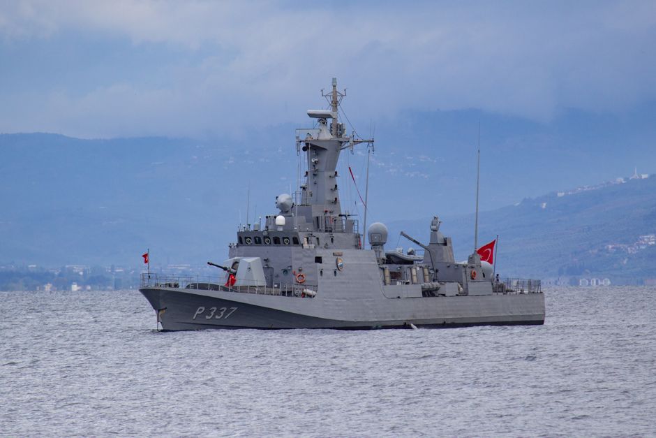 Russian Warship Fires Warning Shots at U.K. Yacht — Why Canada Is Watching