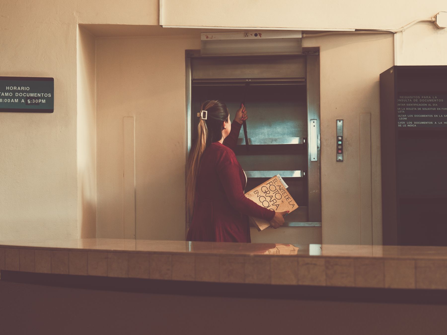 Calcot — student move with boxes and a van