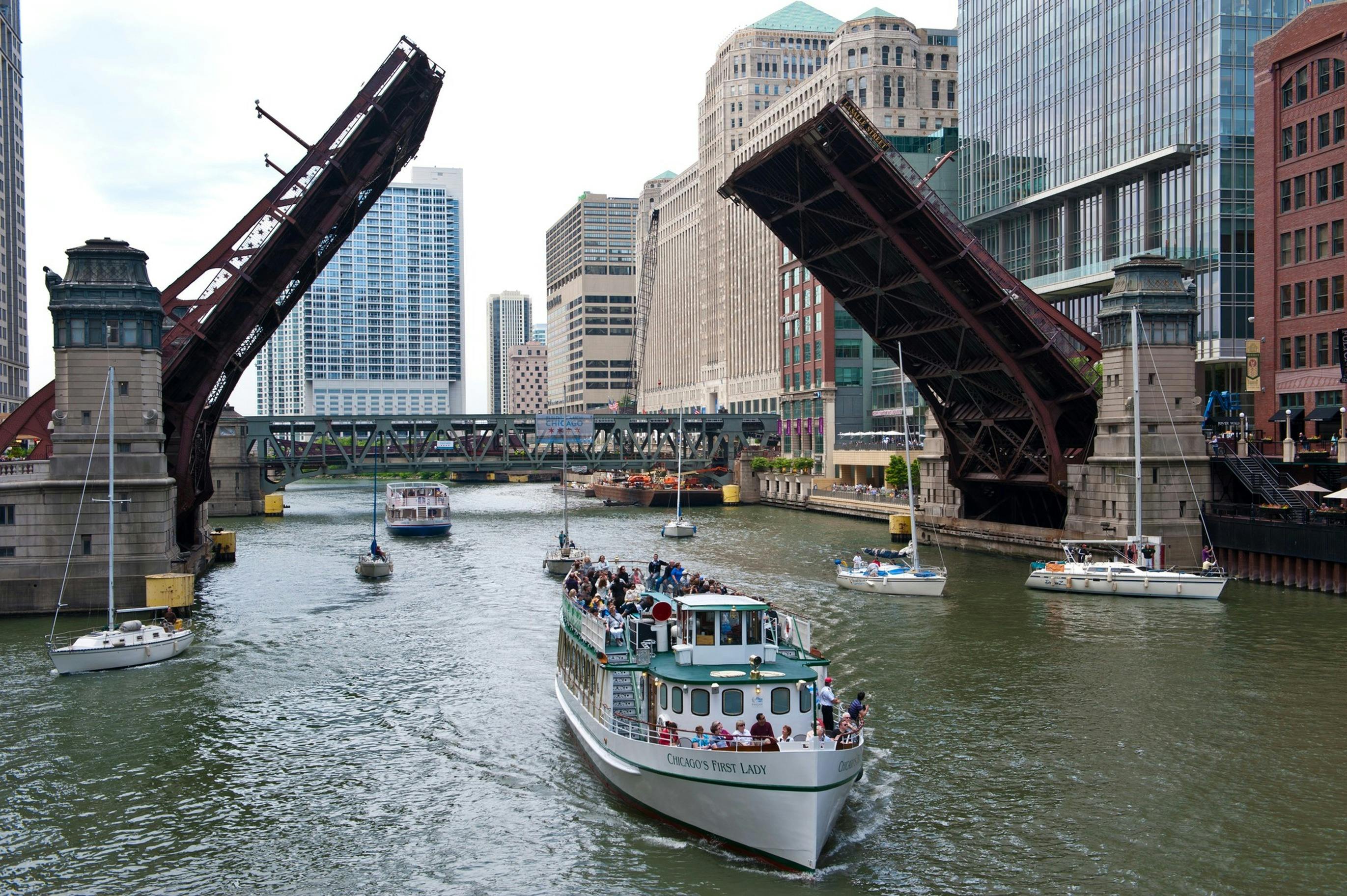 Chicago's Architectural Boat Tours Offer Unique City Views
