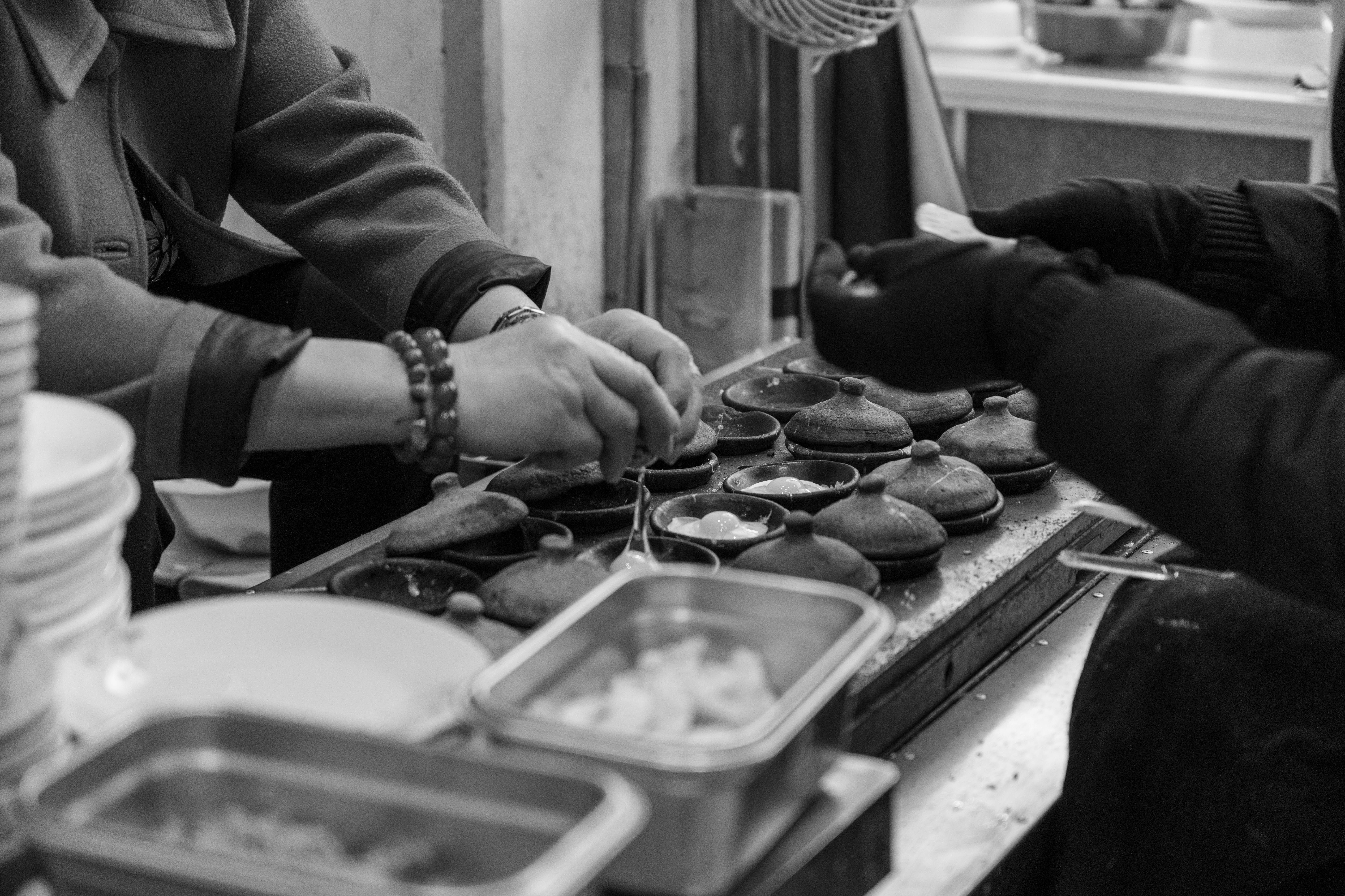 What Makes a Market Stall Cheaper Than a Cafe