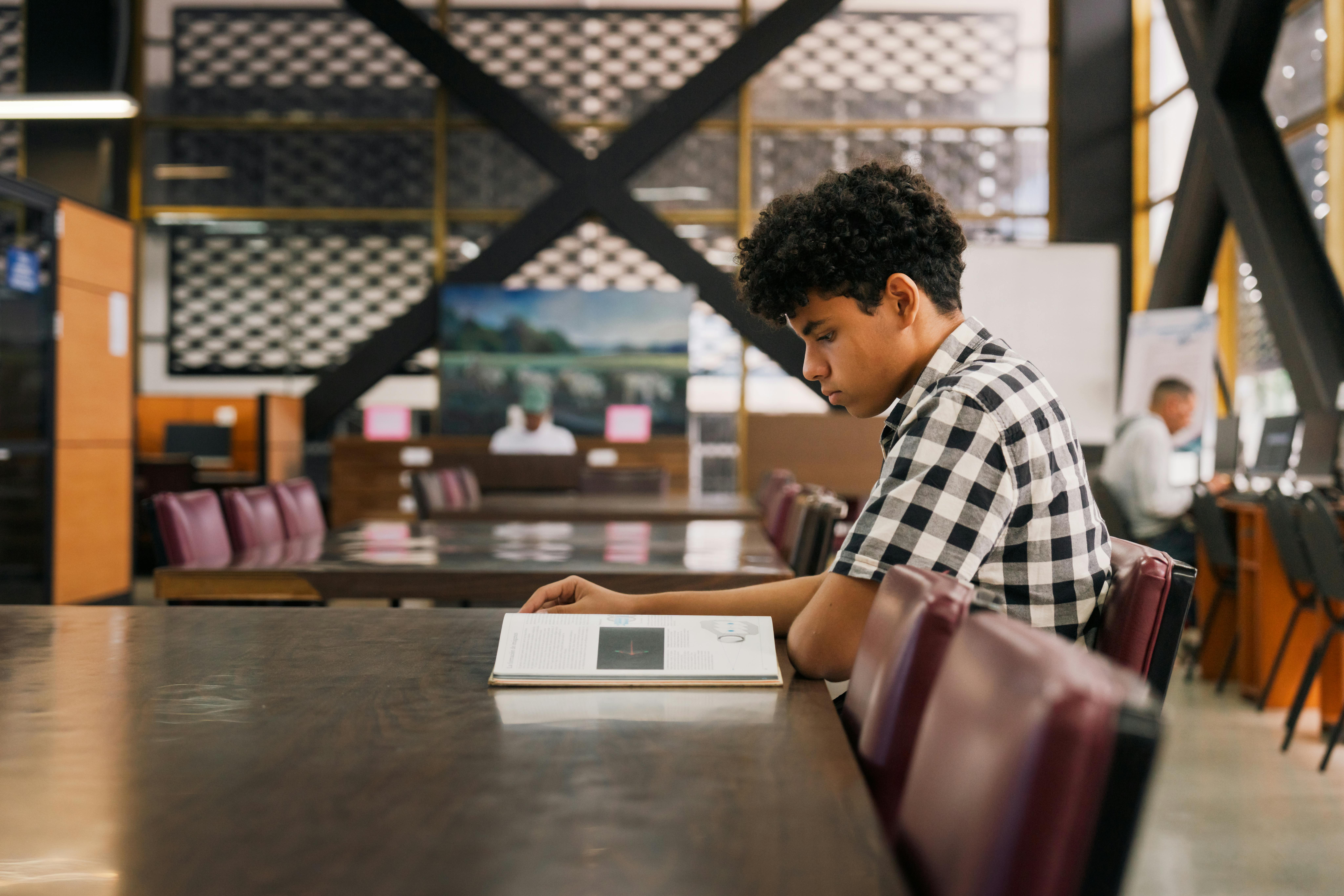 Interim Study Examines Modernization of Child Custody Laws — Photo by Mario Spencer on Pexels