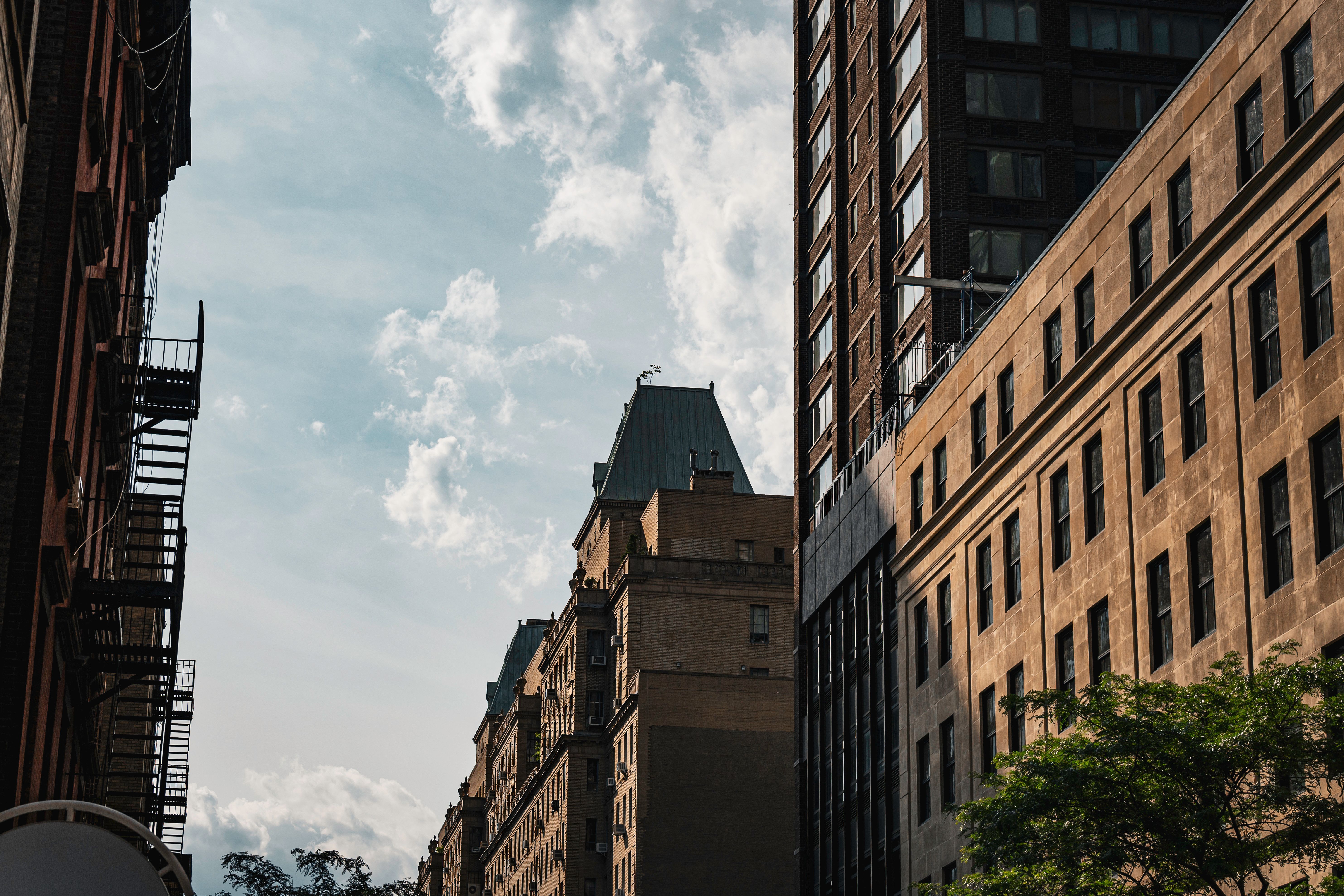 New York City Urban Architecture at Sunset · Free Stock Photo
