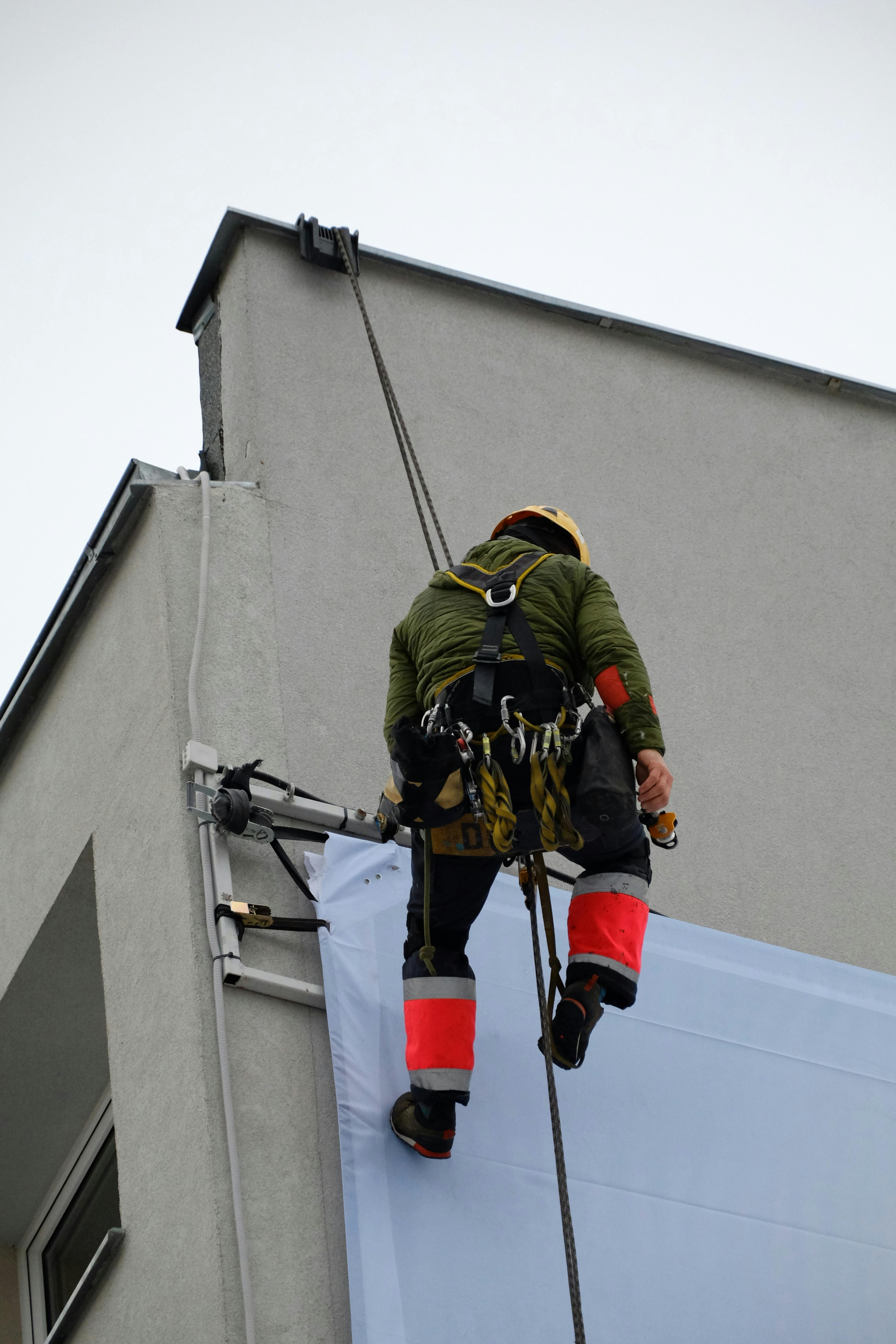 Priemyselné využitie technickej tkaniny ako veľkoplošný banner
