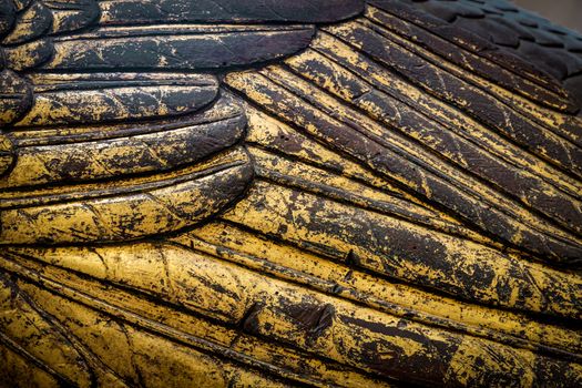Tiefschwarzes Textur & Golden – AMOLED Hintergrundbild