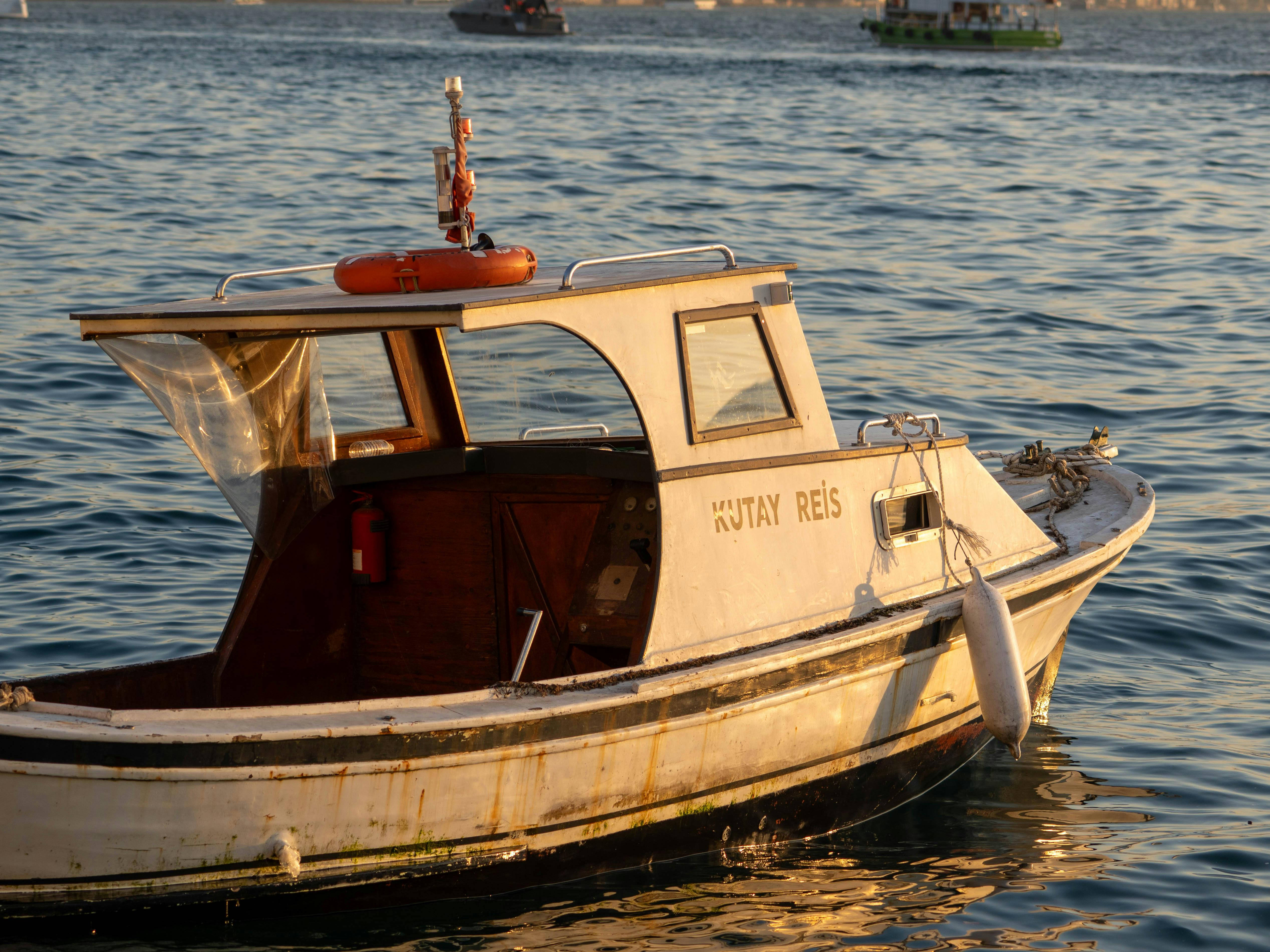 Free boat rides, health camps mark Women’s Day fete — Photo by Yasin Çelebi on Pexels