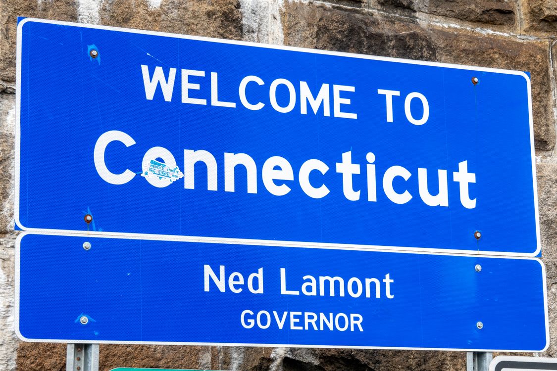 Welcome sign at Connecticut state border