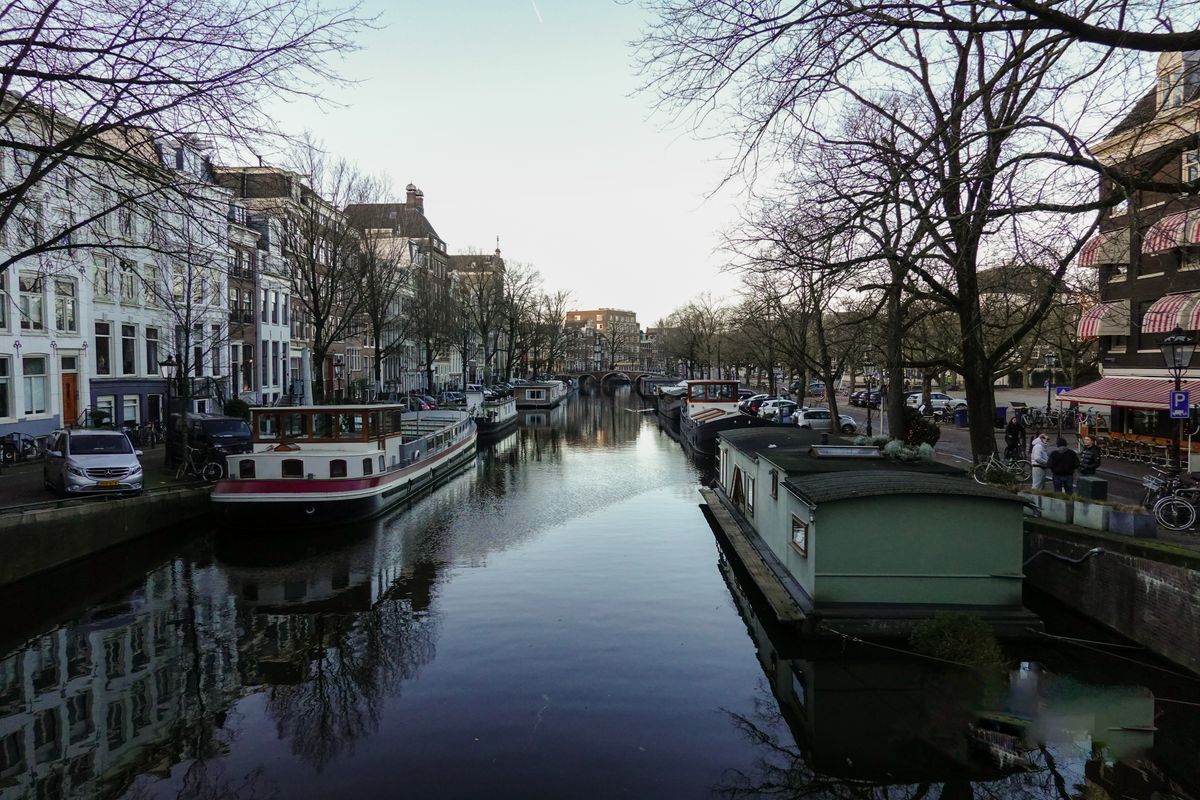 Centru Amsterdam - canale seara