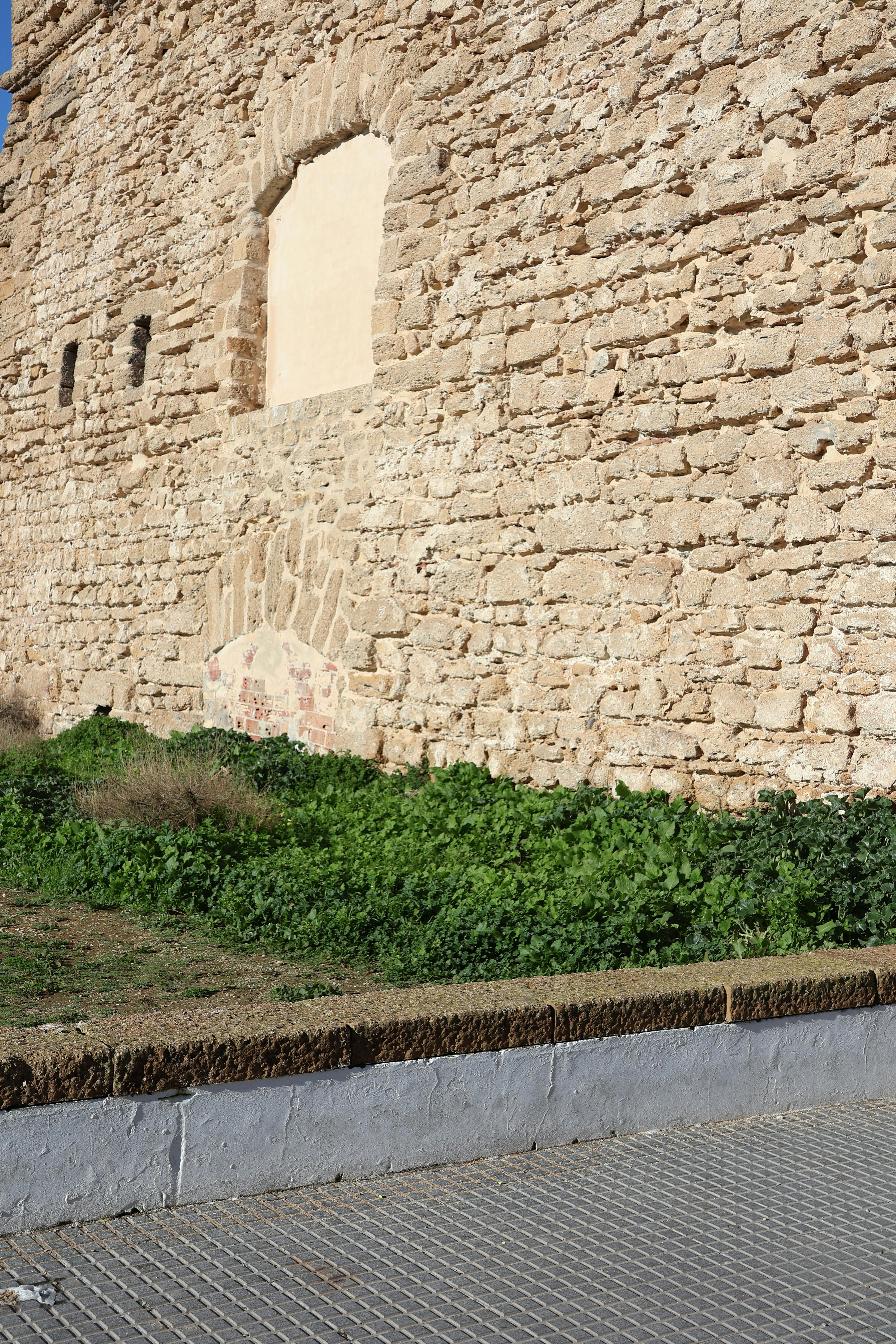 lateral de la fortificación gaditana