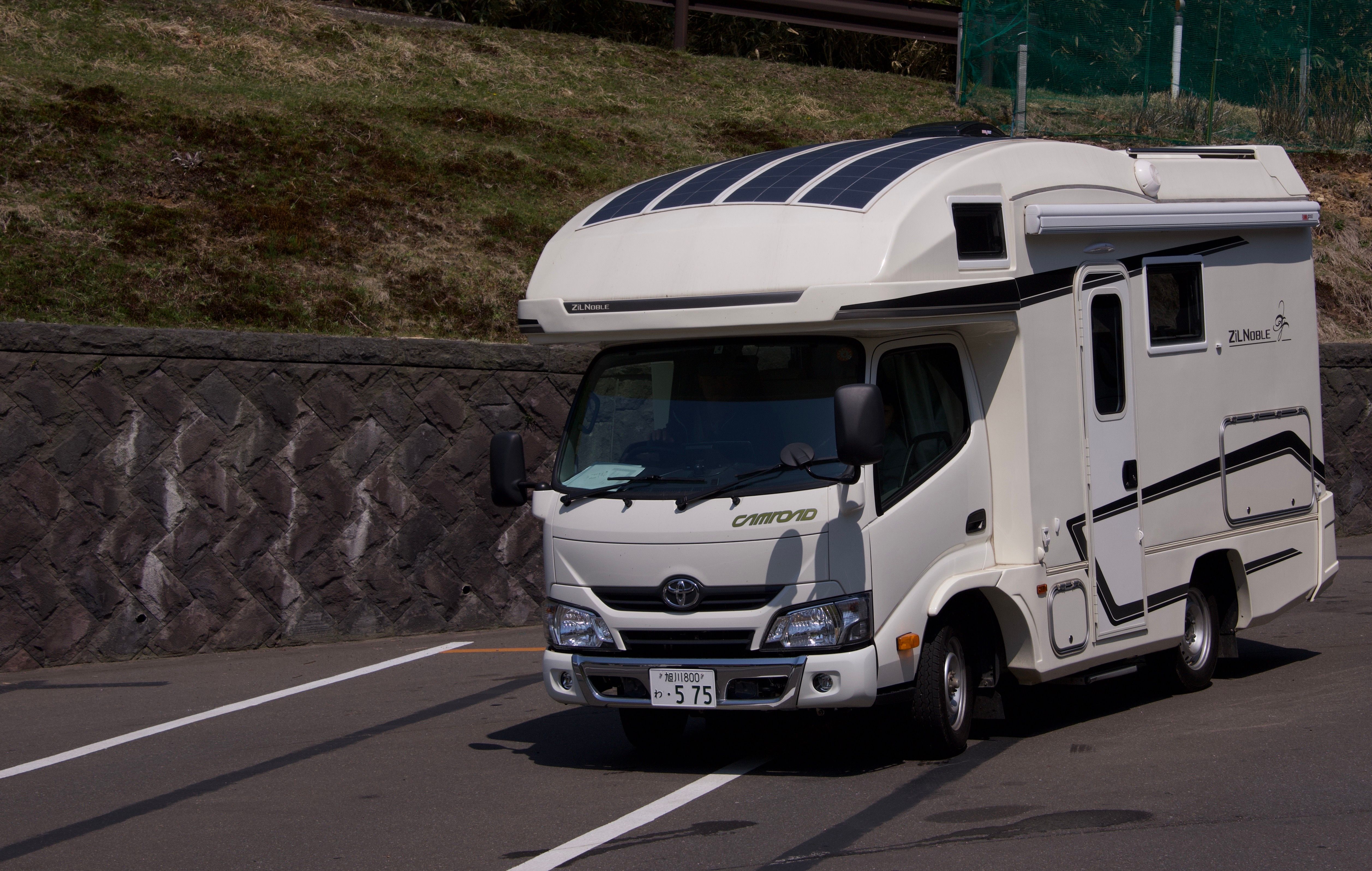 5 Practical Steps Before Selling an Aging RV in Fort Worth