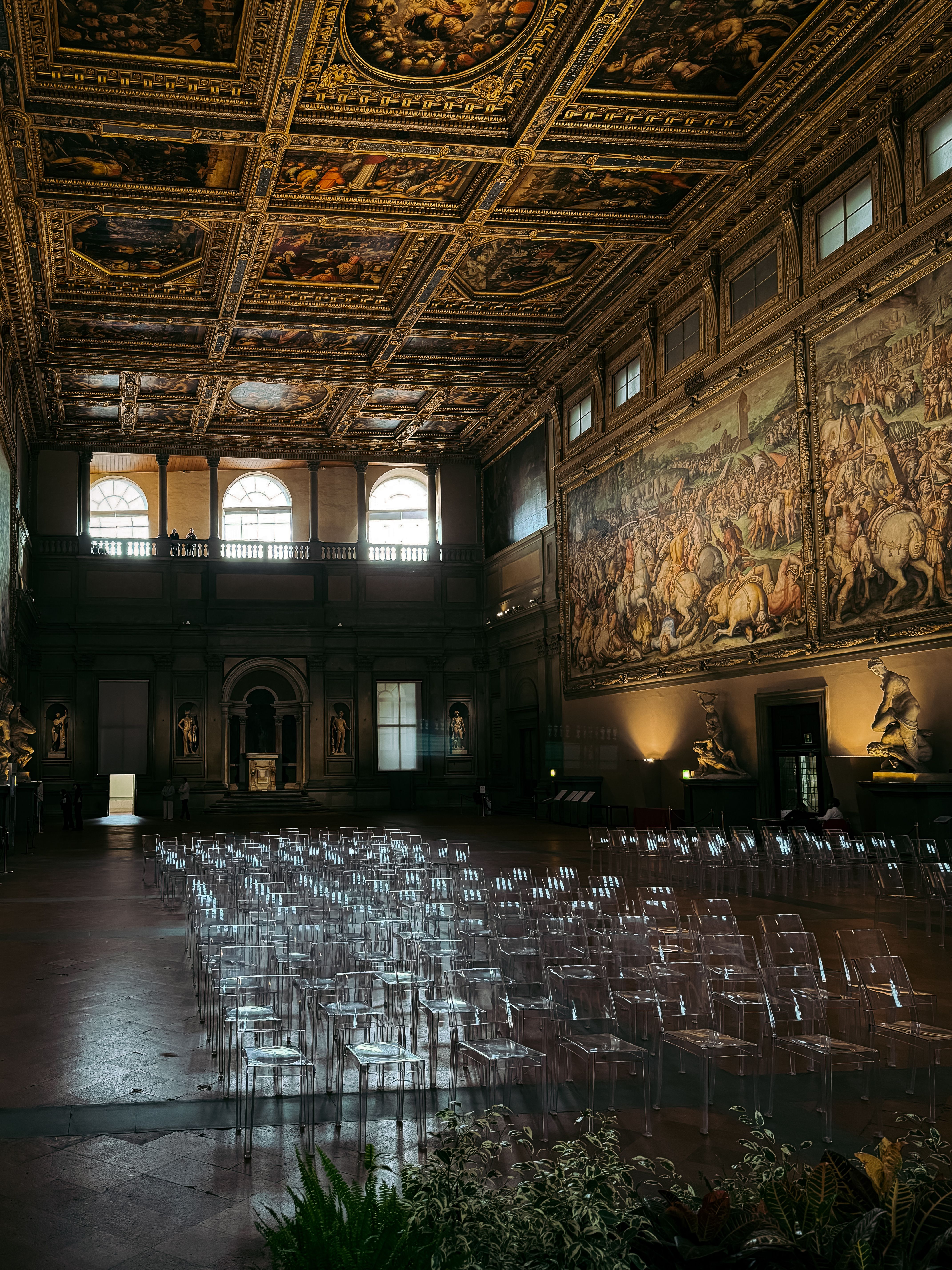 Elegant Interior of Historic Palazzo Vecchio Hall · Free Stock Photo