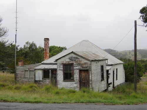Free Historic abandoned building in rural Tenterfield, New South Wales, showcasing corrugated iron and weathered wood. Stock Photo
