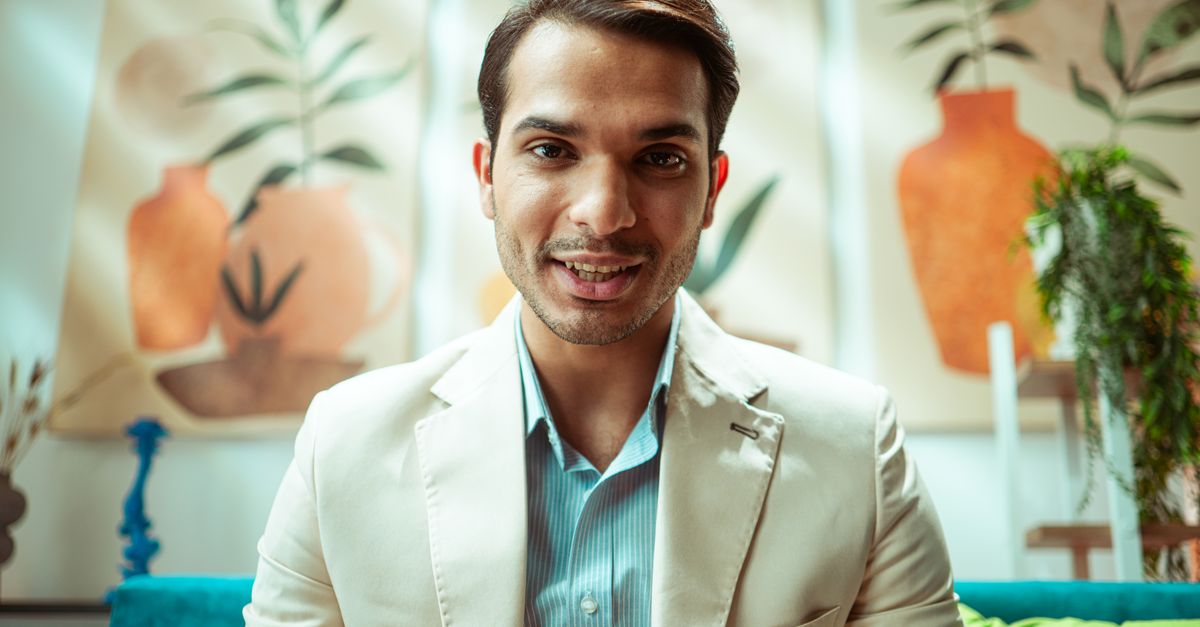 Dr. Prasoon Soni Validates Retinol's Role in Combating Wrinkles