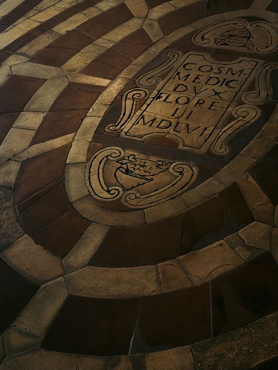 Florence Inscriptions Historic Medici Inscription in Florence · Free Stock Photo