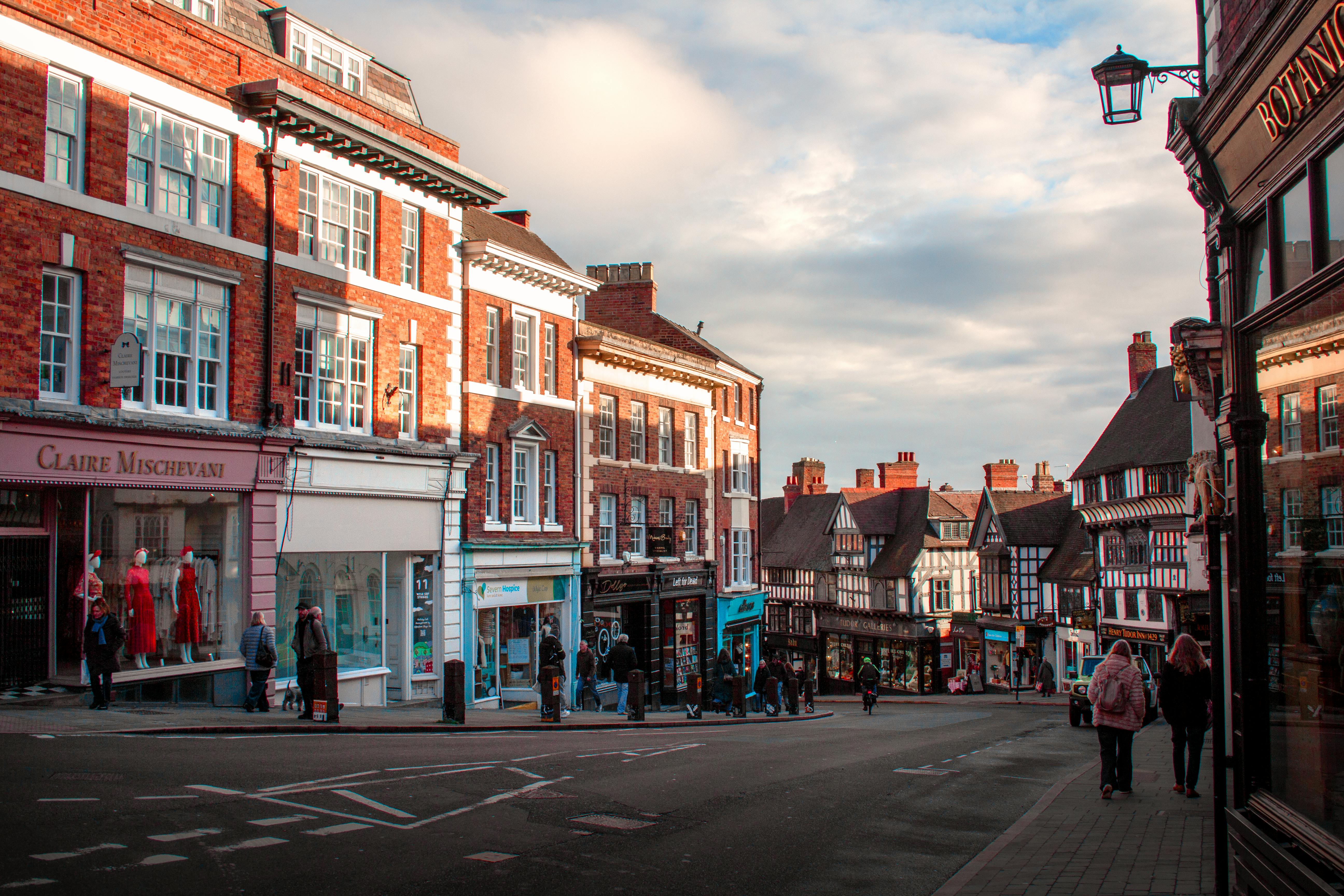 Consumer shopping analysis and retail data