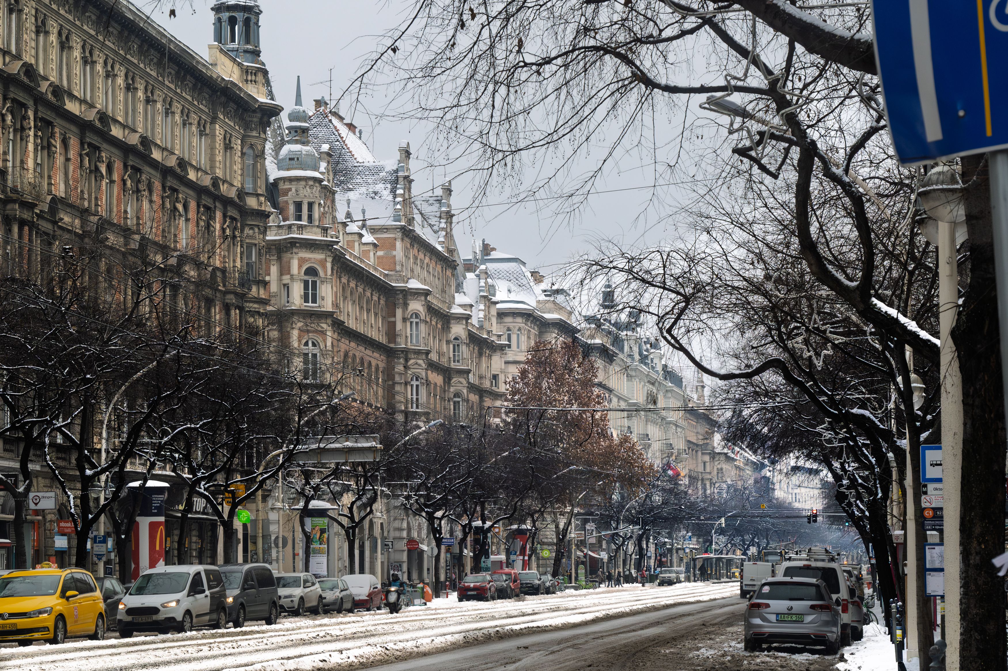 Budapest grand boulevard architecture