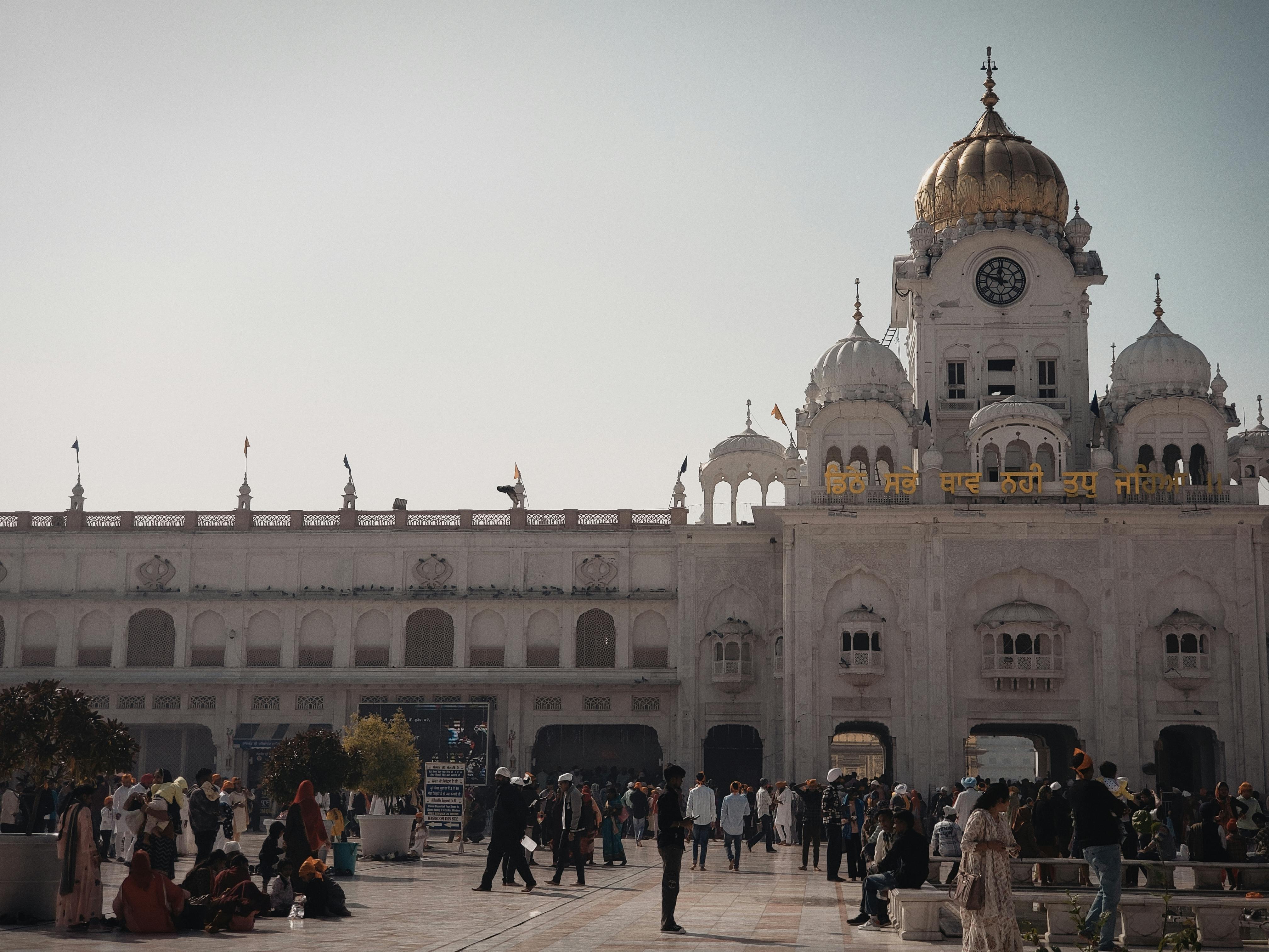 Free Meals at Sikh Temples in 2026: How Langar Can Help You Save Money