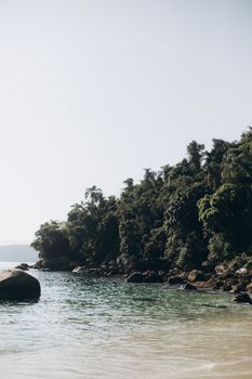 Conheça Praia de Garatucaia em Angra dos Reis - imagem 5