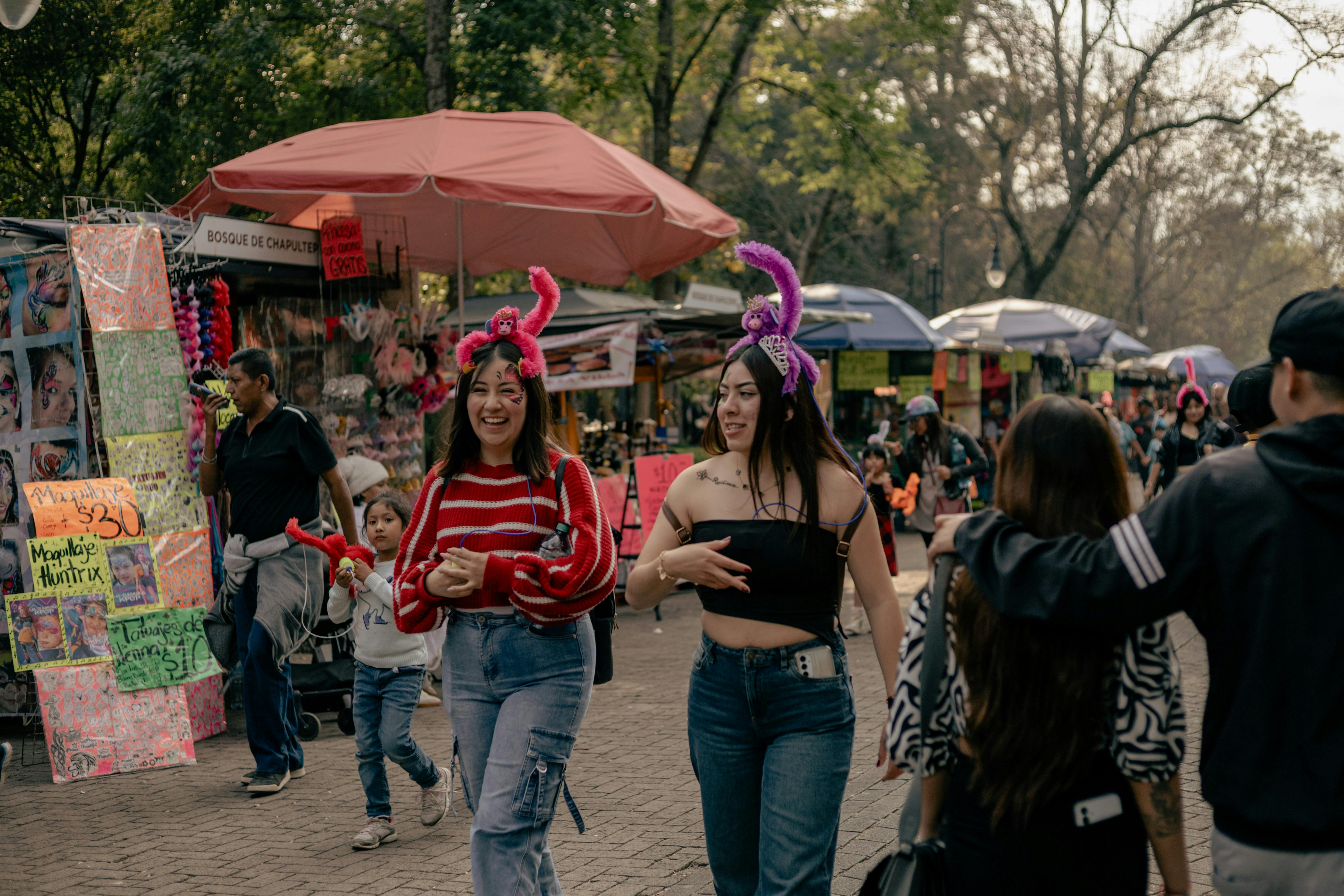 general entertainment authority vendor — Photo by Jonathan Fuentes on Pexels