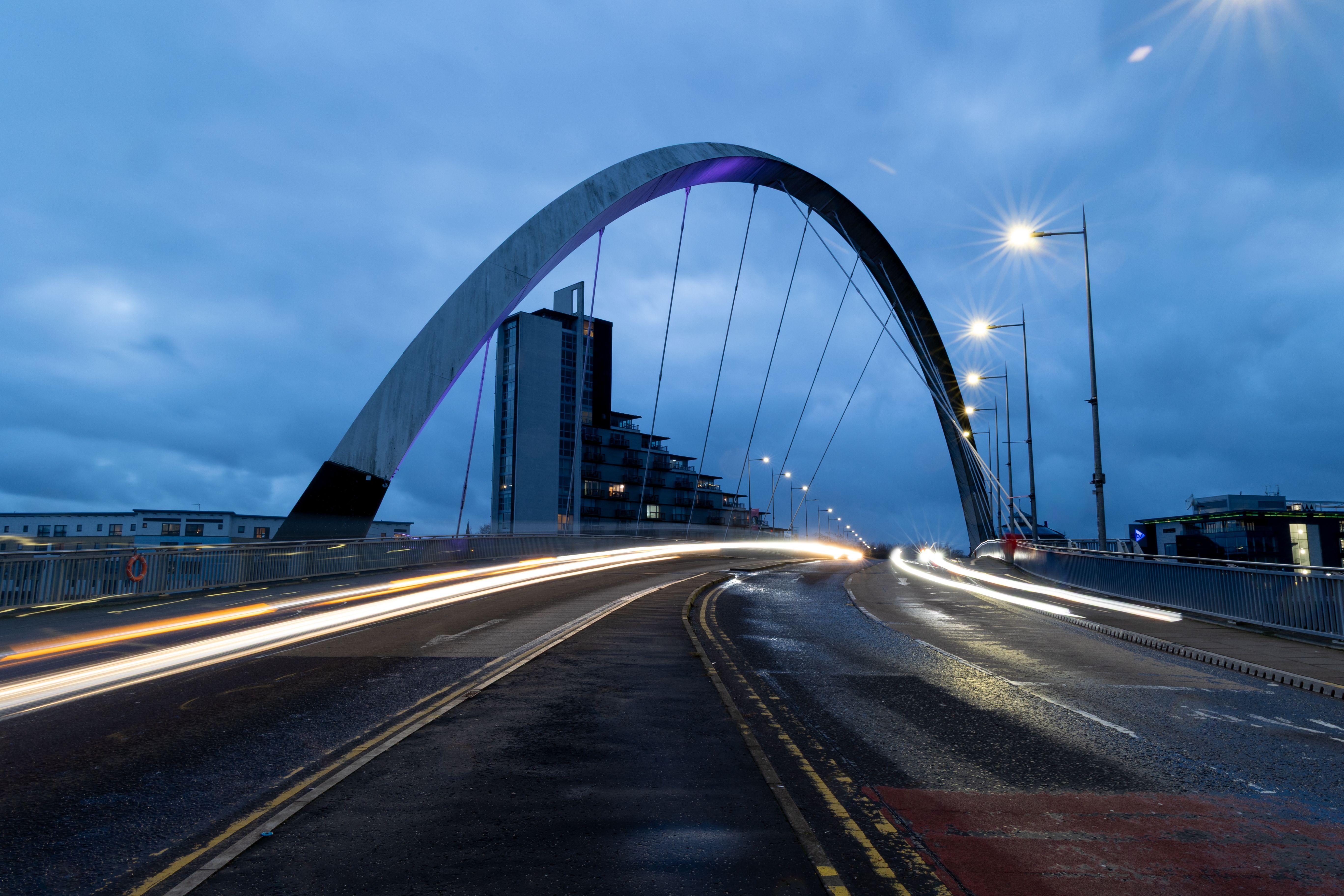Independent Escorts Glasgow vs Agency: Your Definitive Guide
