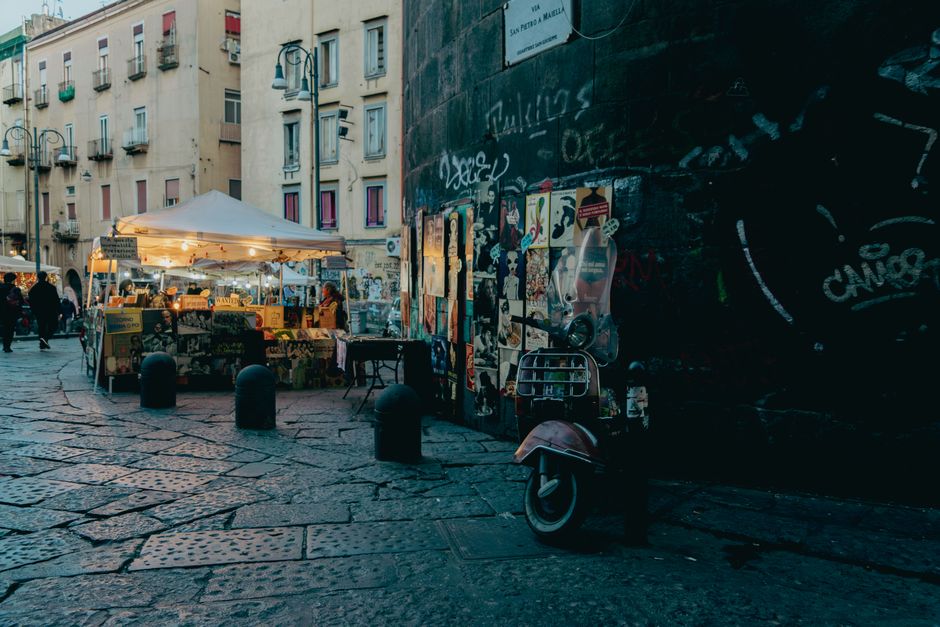 Naples food and travel