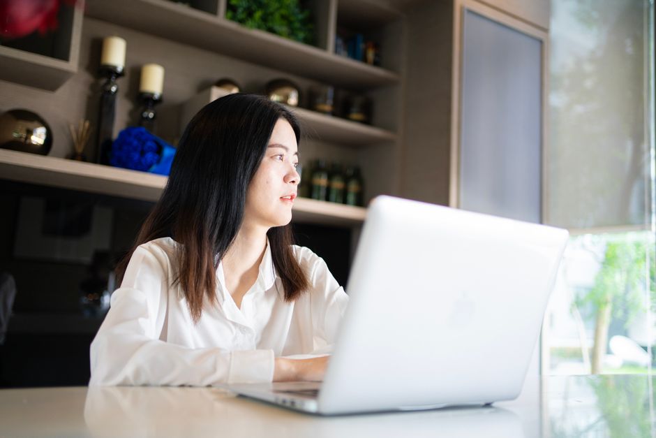 Comment devenir indépendante : tes premiers pas vers l'entrepreneuriat