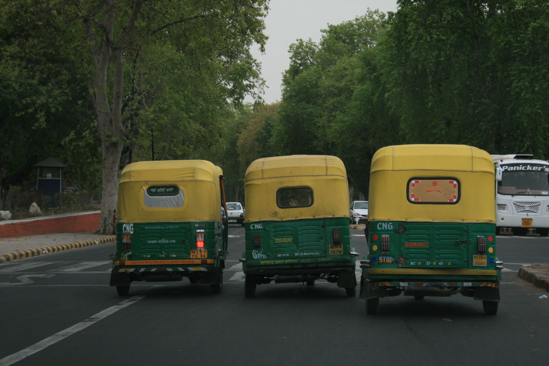 Featured image for the article: Delhi auto, taxi unions seek fare revision, warn of Sept 9 strike