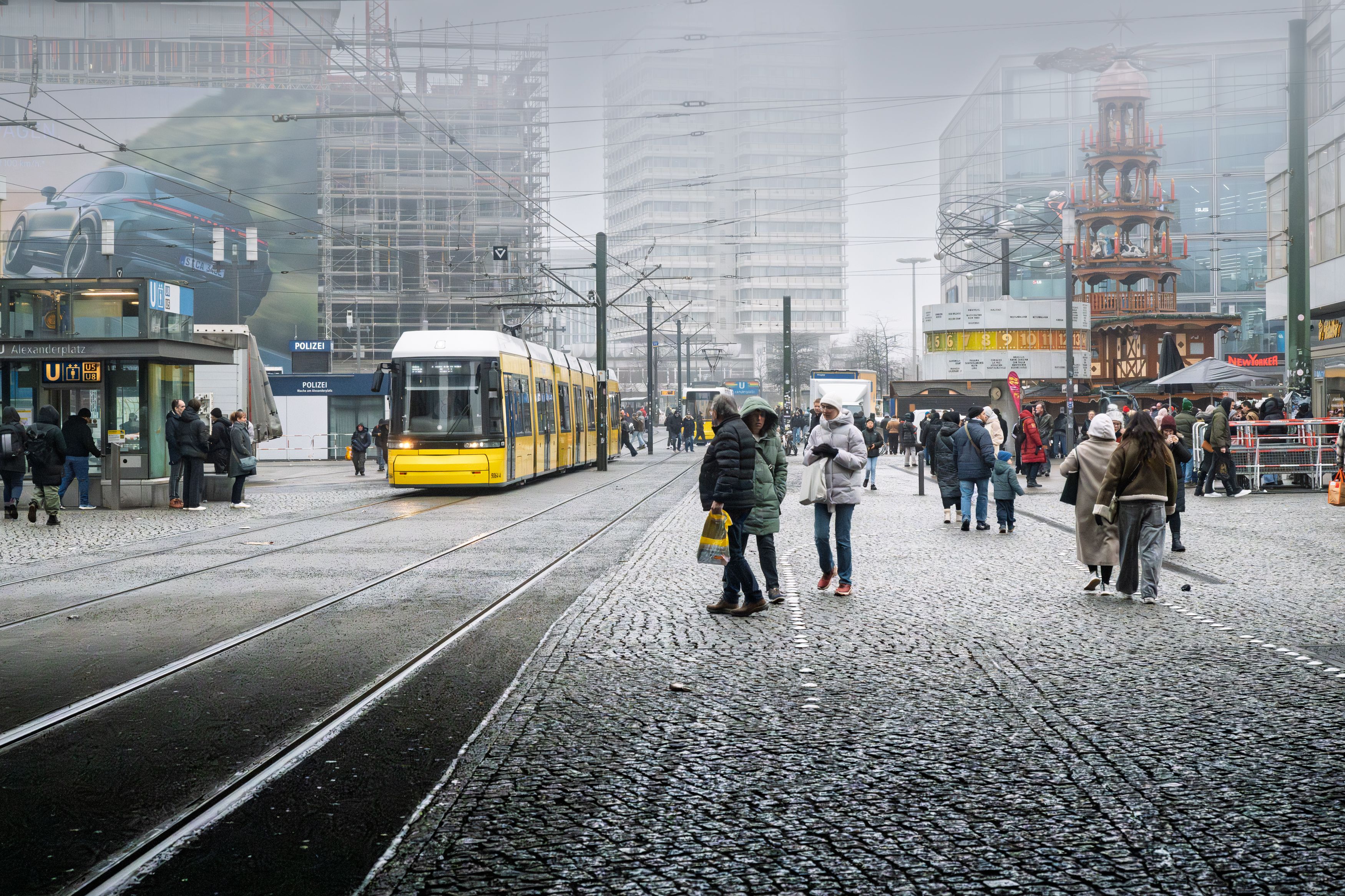 Berlin calls Europe’s immigration hard-liners to summit on asylum rules — Photo by Marcelo Gonzalez on Pexels