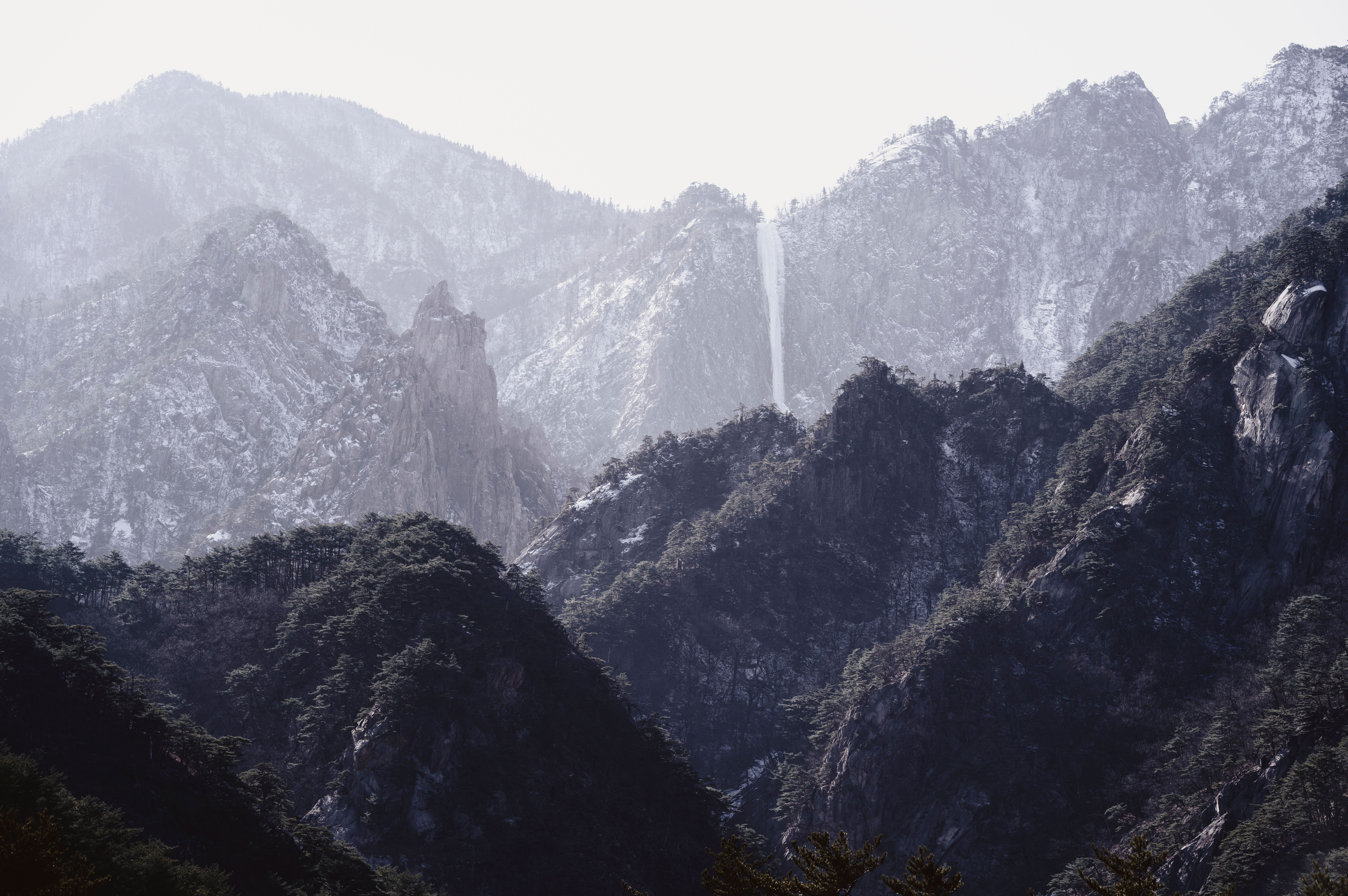 seoraksan mountain trail waterfall