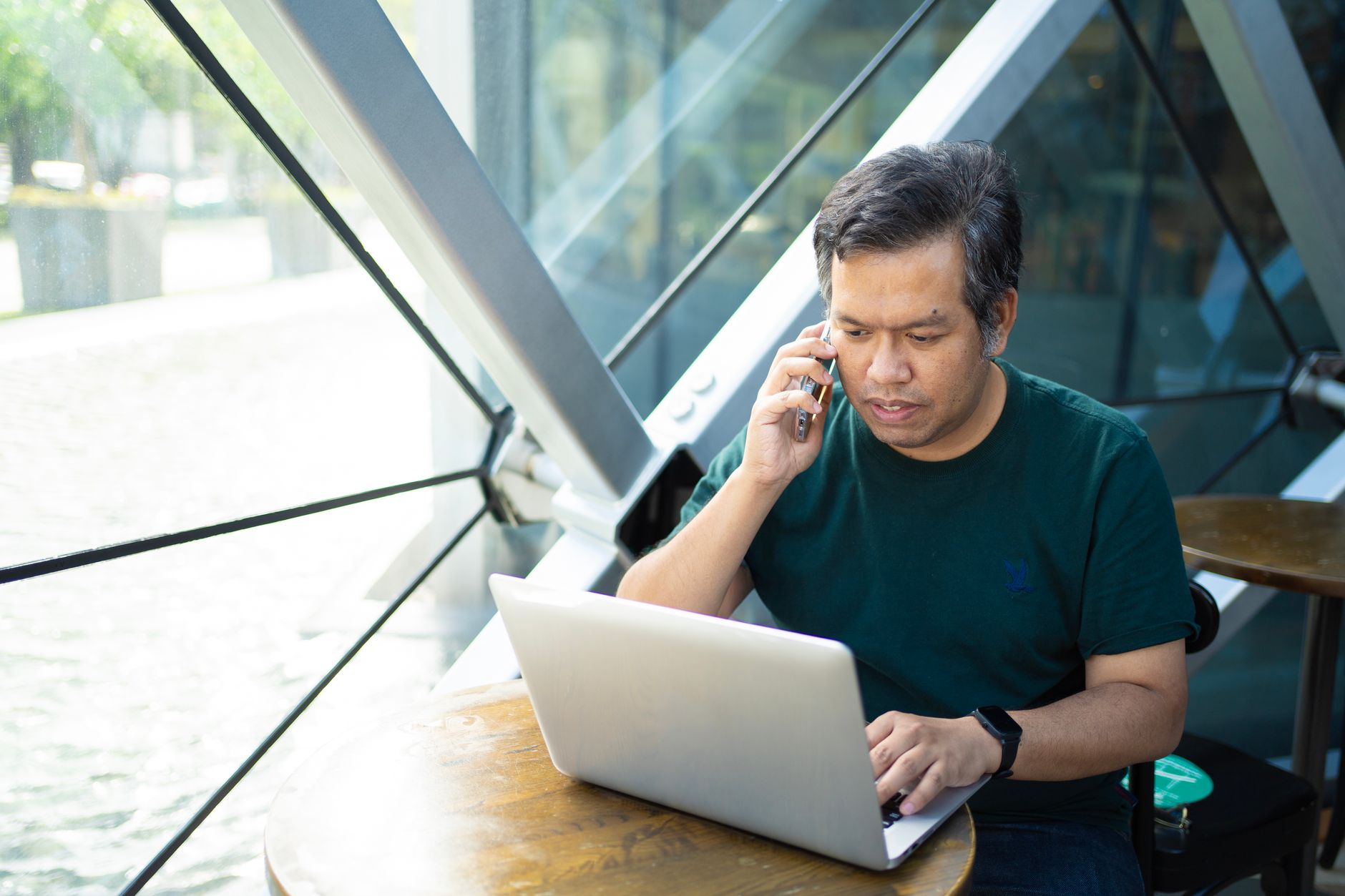 How to Get Your First Freelance Client With No Portfolio