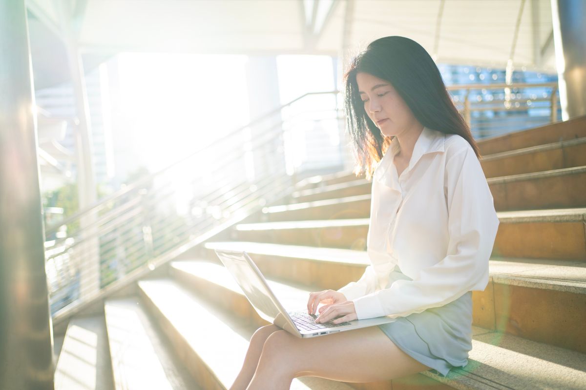Emploi tech mars : l'IA révèle l'avenir du marché