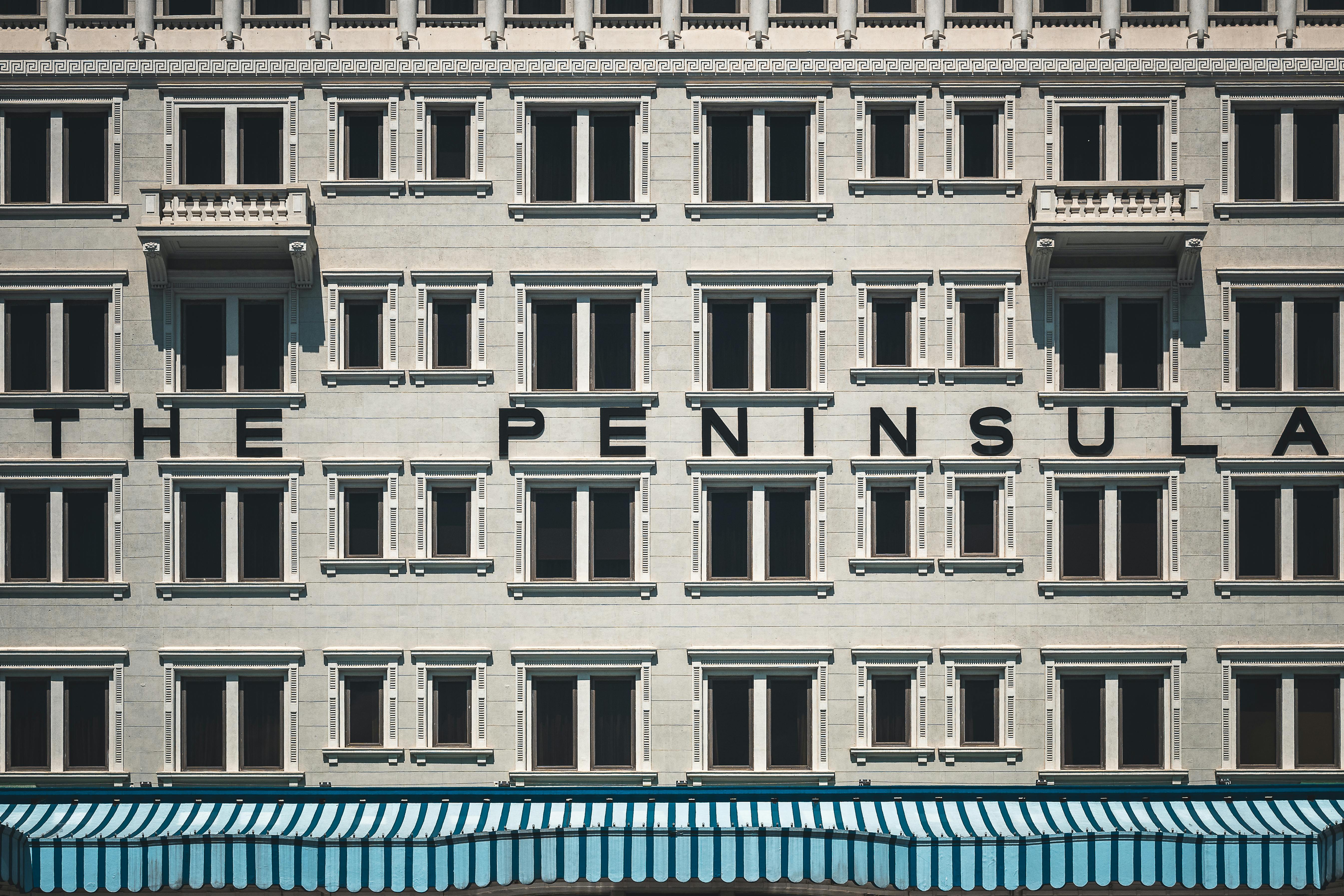 hotel booking, travel deals, vacation rentals, staycations, lodging options, Accommodation & booking — Photo by Willian Juste
