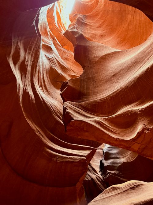 Free Mesmerizing light and textures in Antelope Canyon's sandstone formations. Stock Photo
