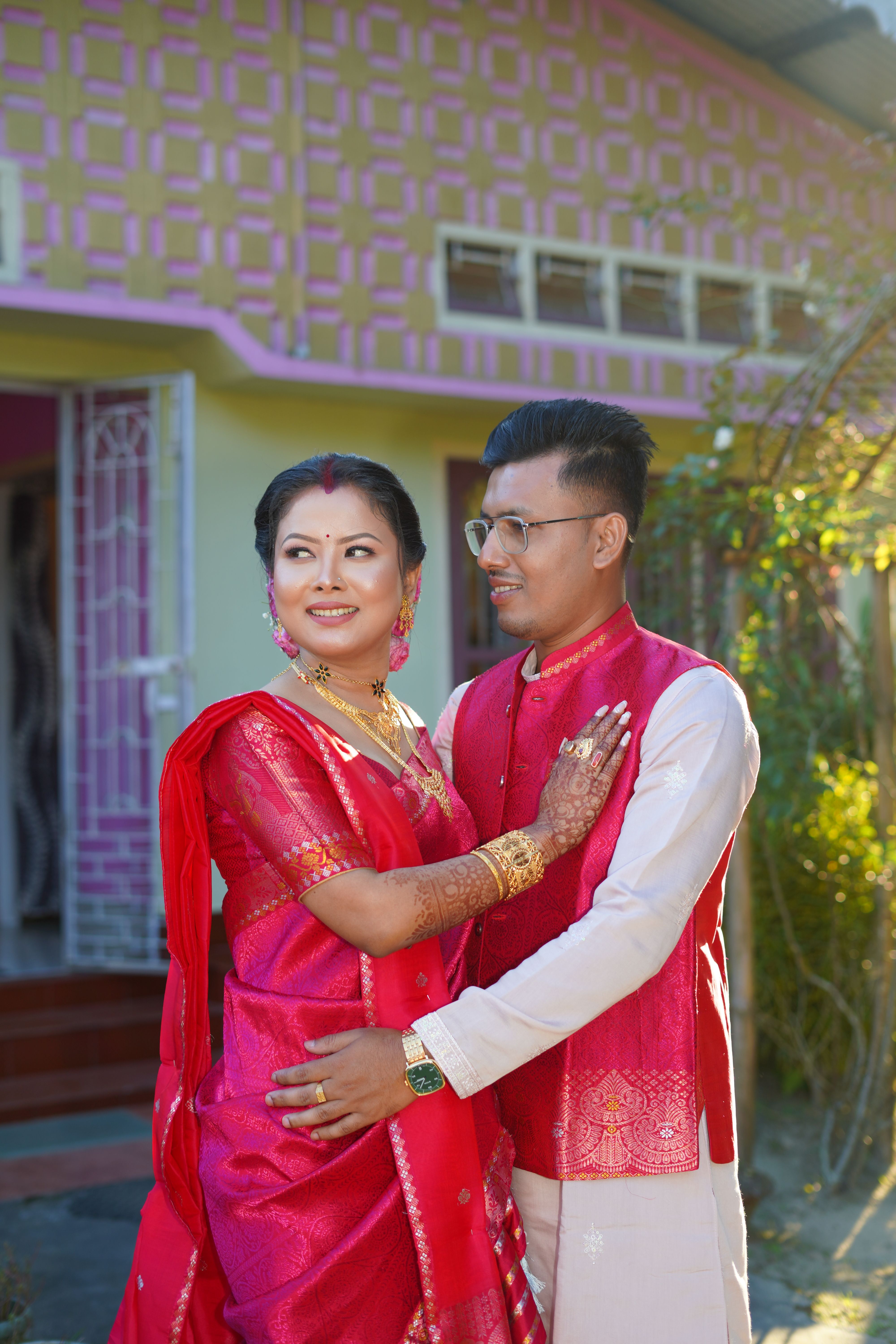 Traditional Indian Couple in Vibrant Attire · Free Stock Photo